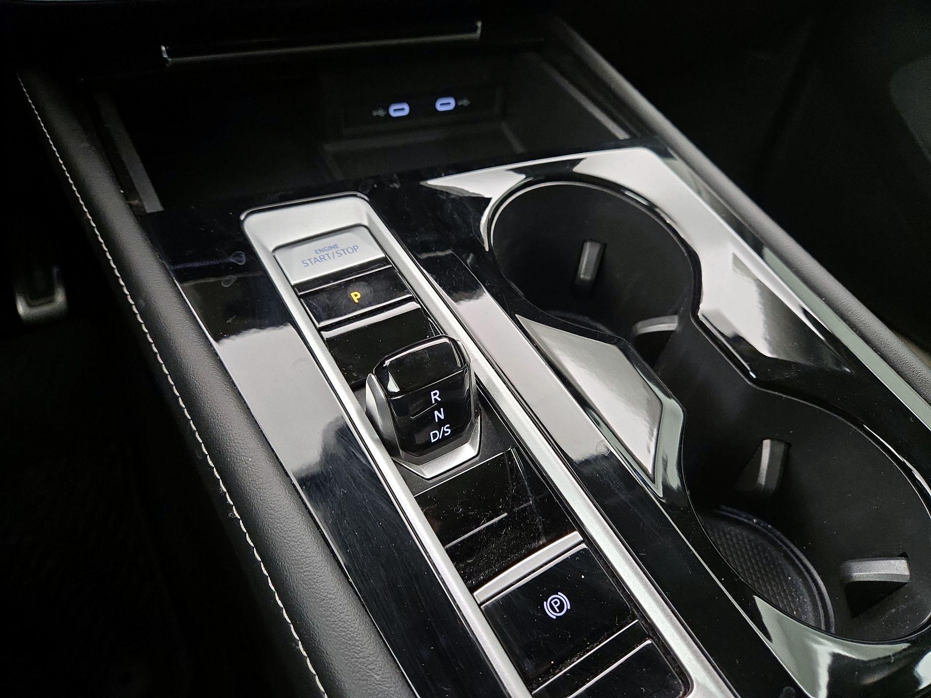 Thumbnail: 2024 Volkswagen Atlas - 18