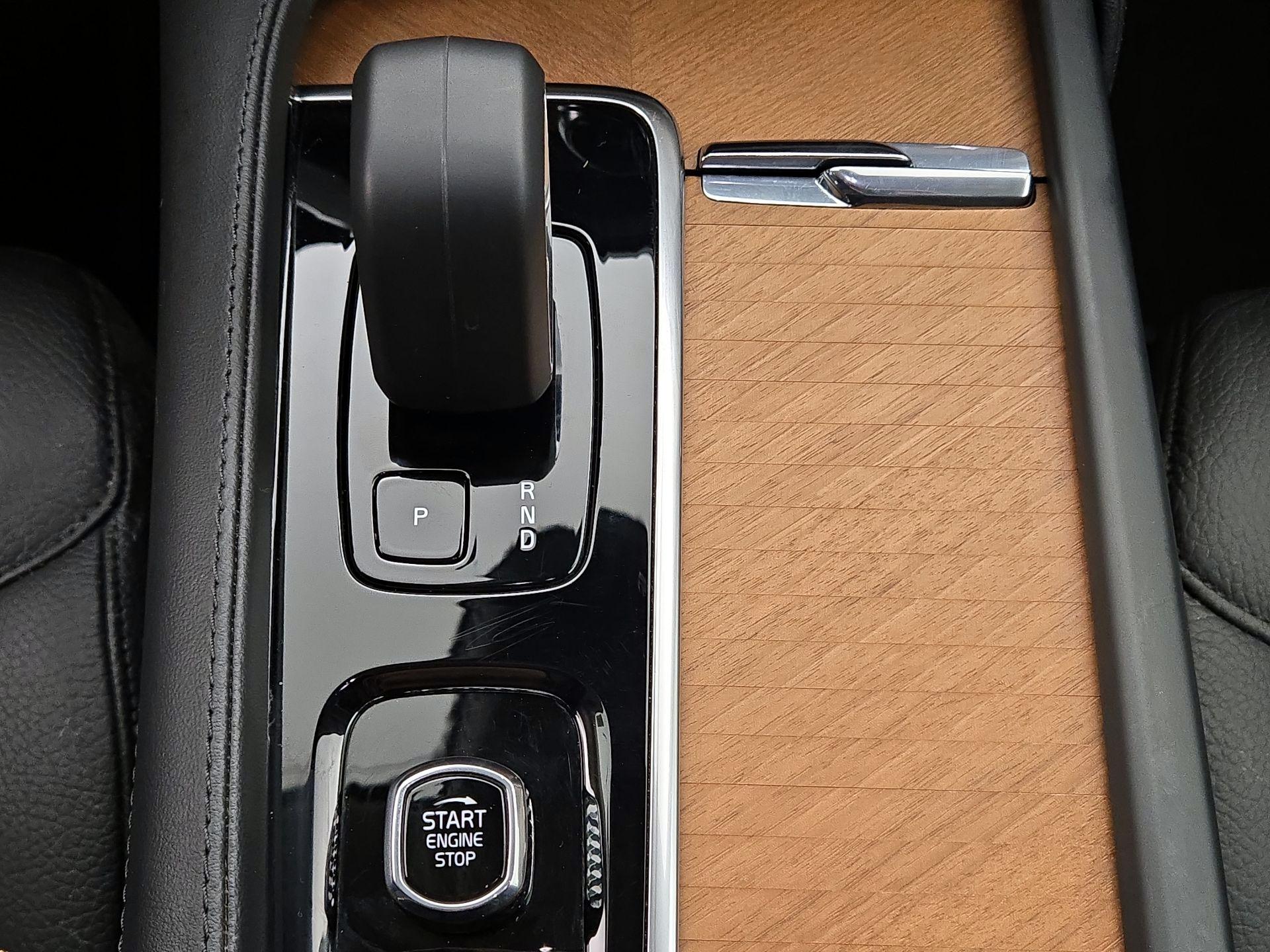 Thumbnail: 2023 Volvo XC90 - 17