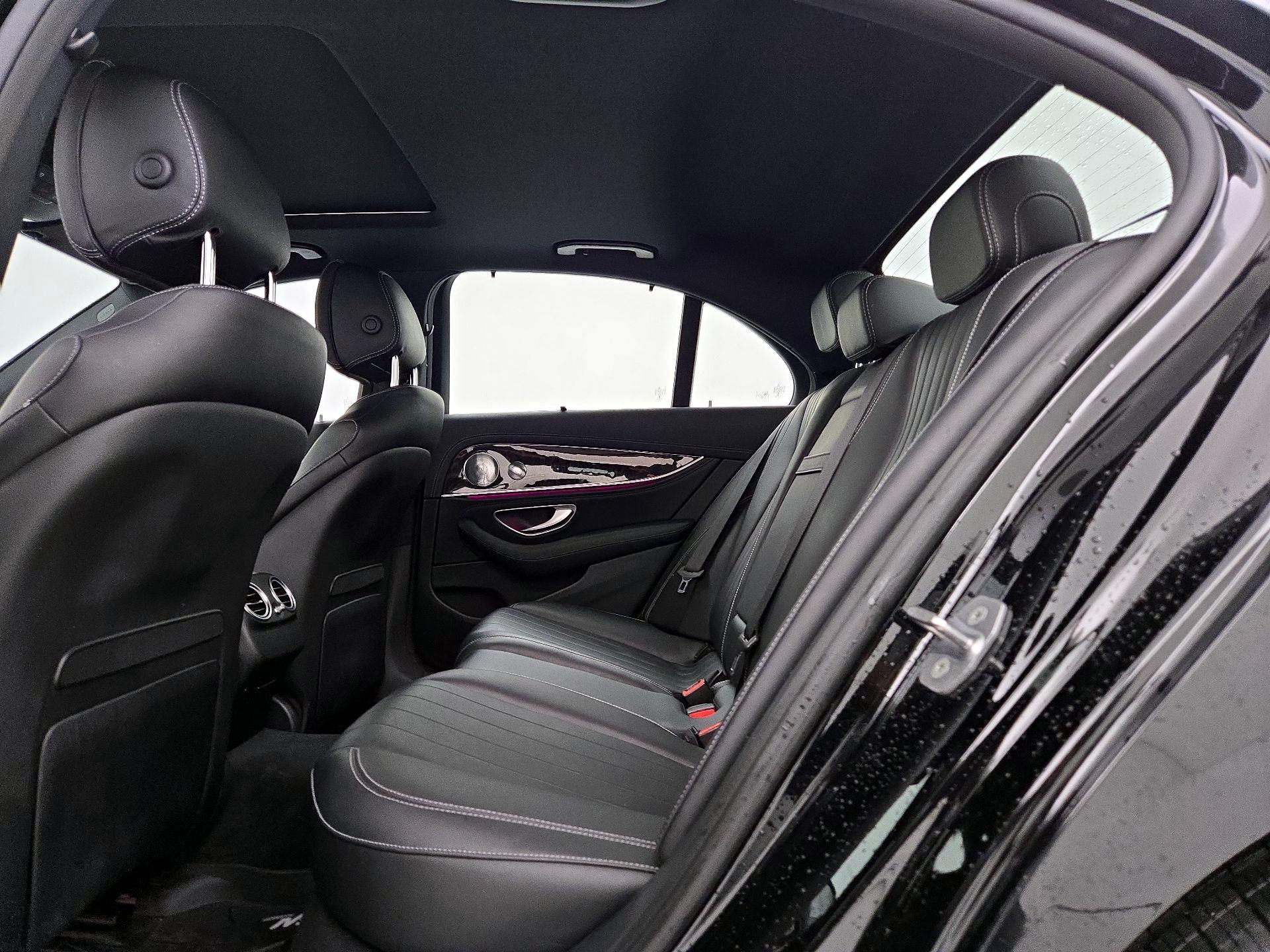 Thumbnail: 2017 Mercedes-Benz E-Class - 20