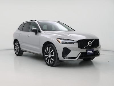 2023 Volvo XC60 B5 Plus Dark Theme