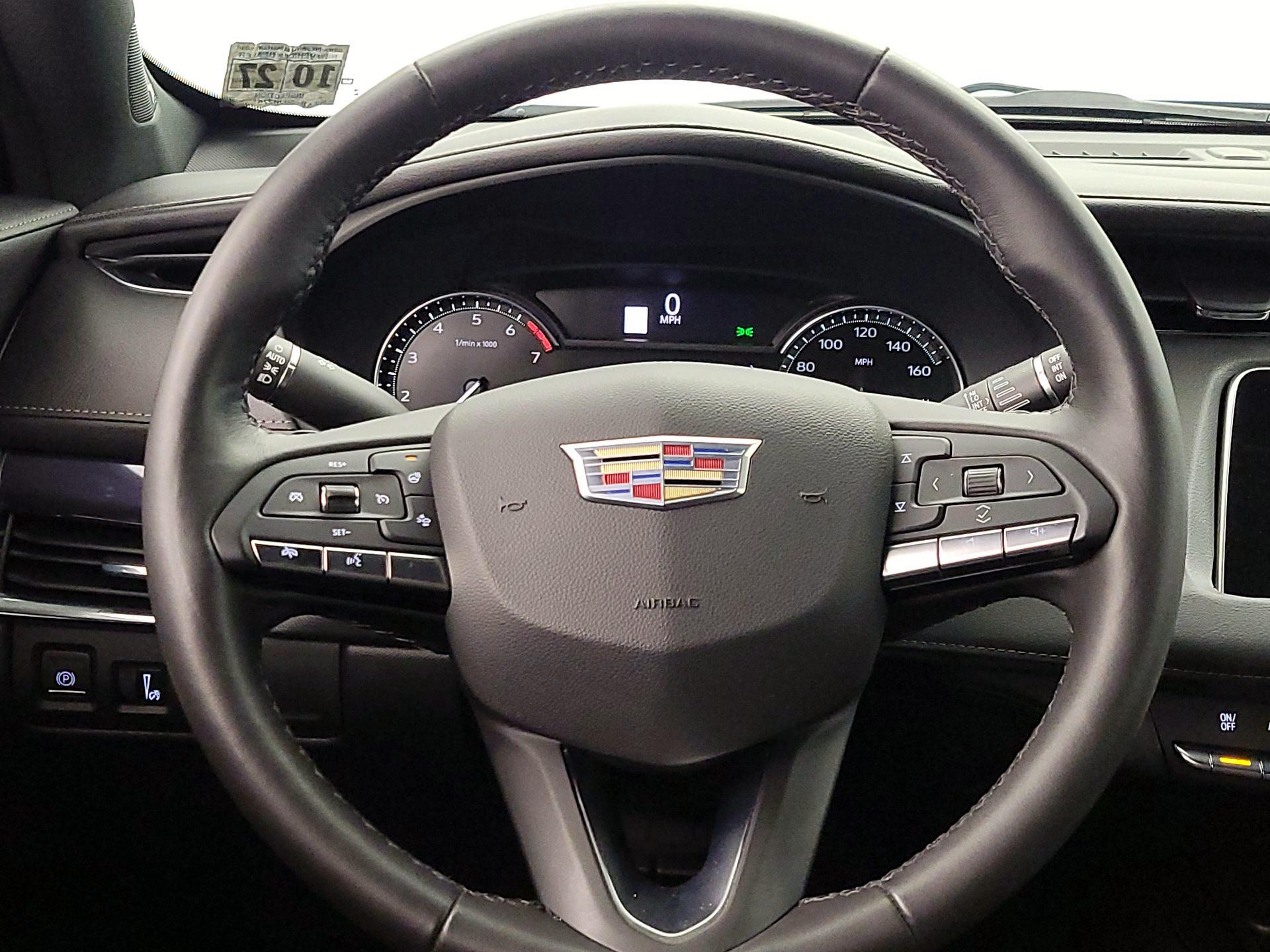 Thumbnail: 2023 Cadillac XT4 - 10