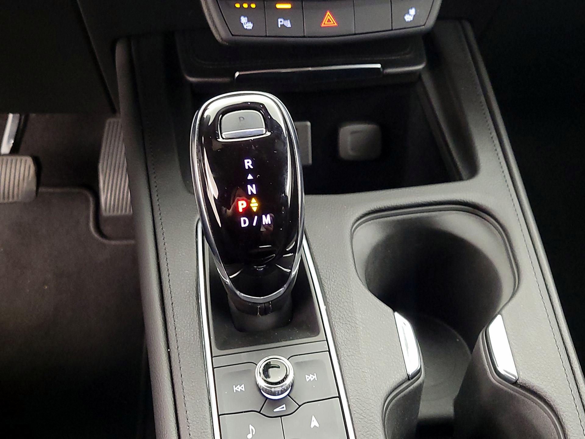 Thumbnail: 2023 Cadillac XT4 - 19