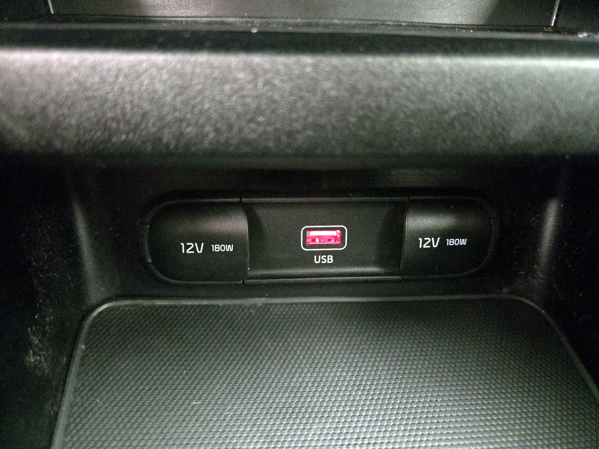 Thumbnail: 2022 Kia Forte - 18