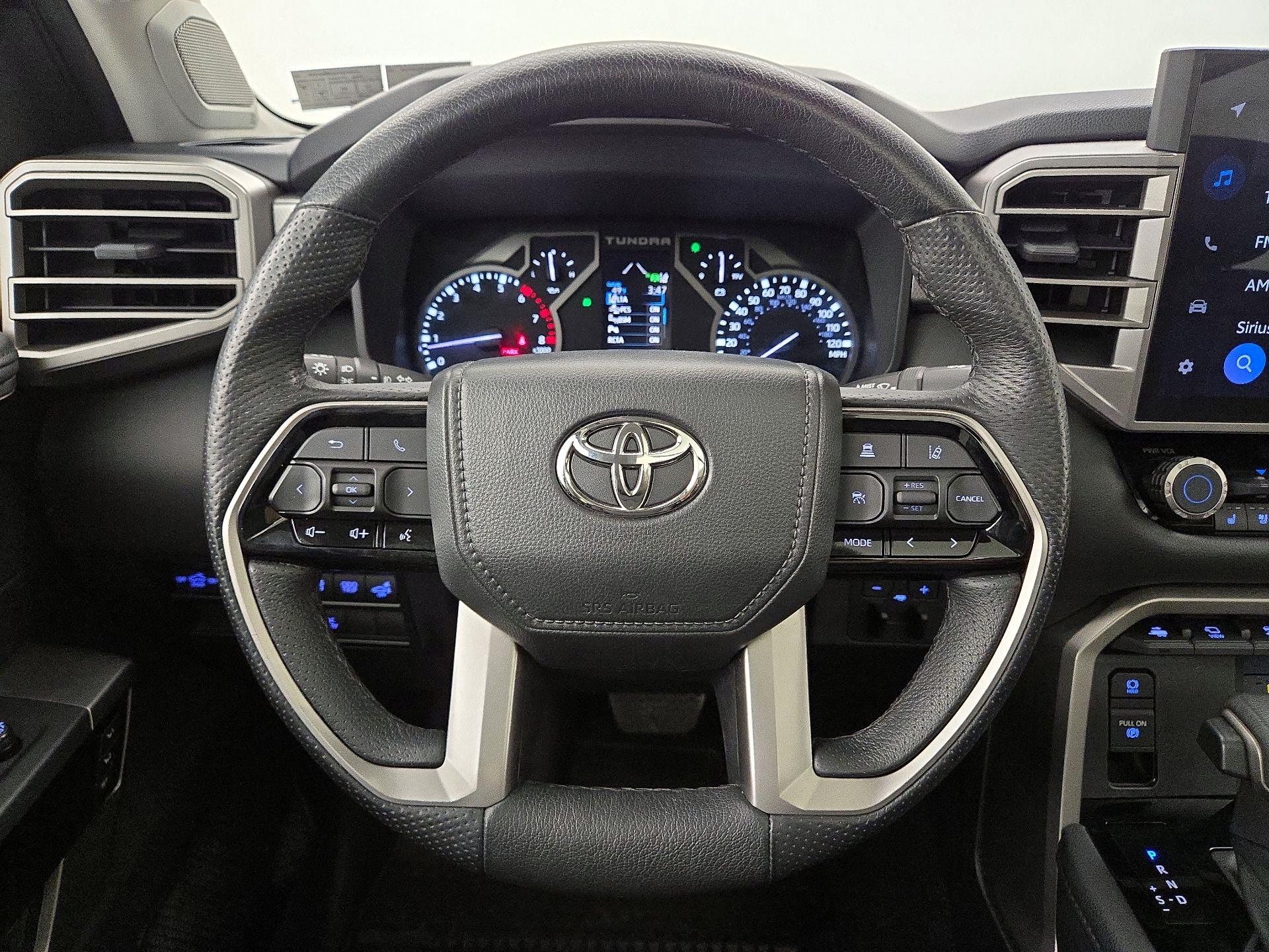 Thumbnail: 2022 Toyota Tundra - 10