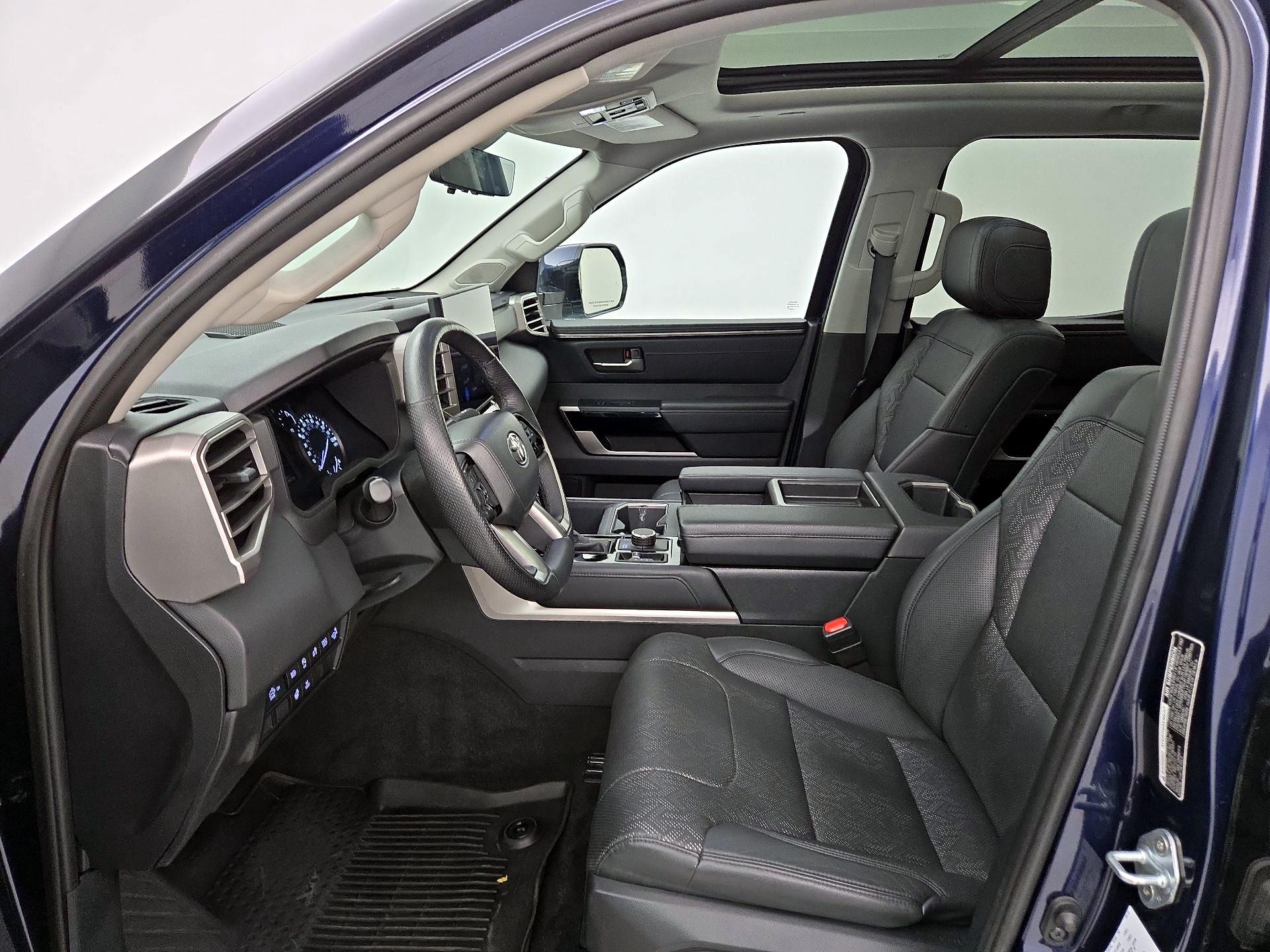 Thumbnail: 2022 Toyota Tundra - 11