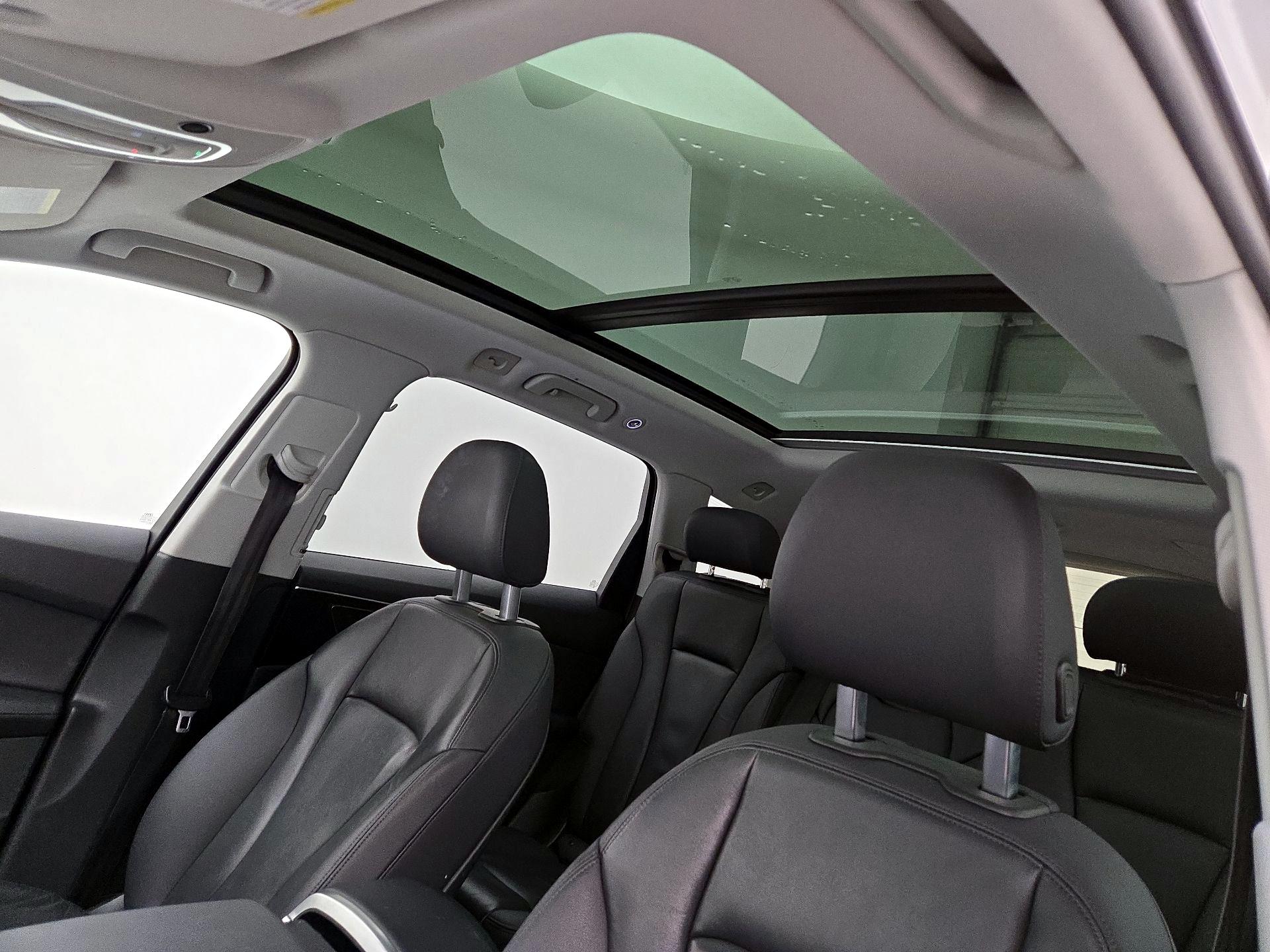 Thumbnail: 2023 Audi Q7 - 19