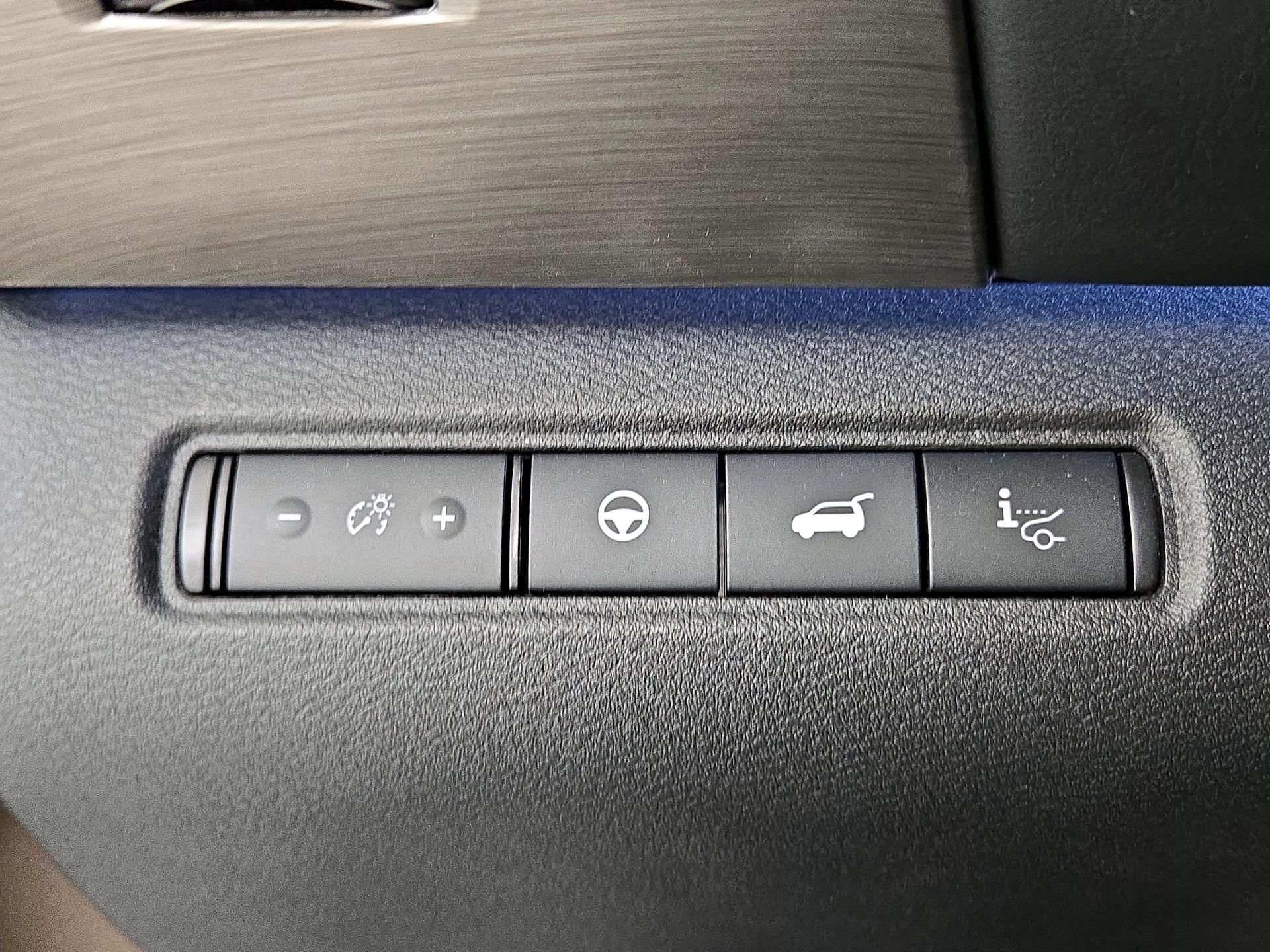 Thumbnail: 2025 Nissan Pathfinder - 13