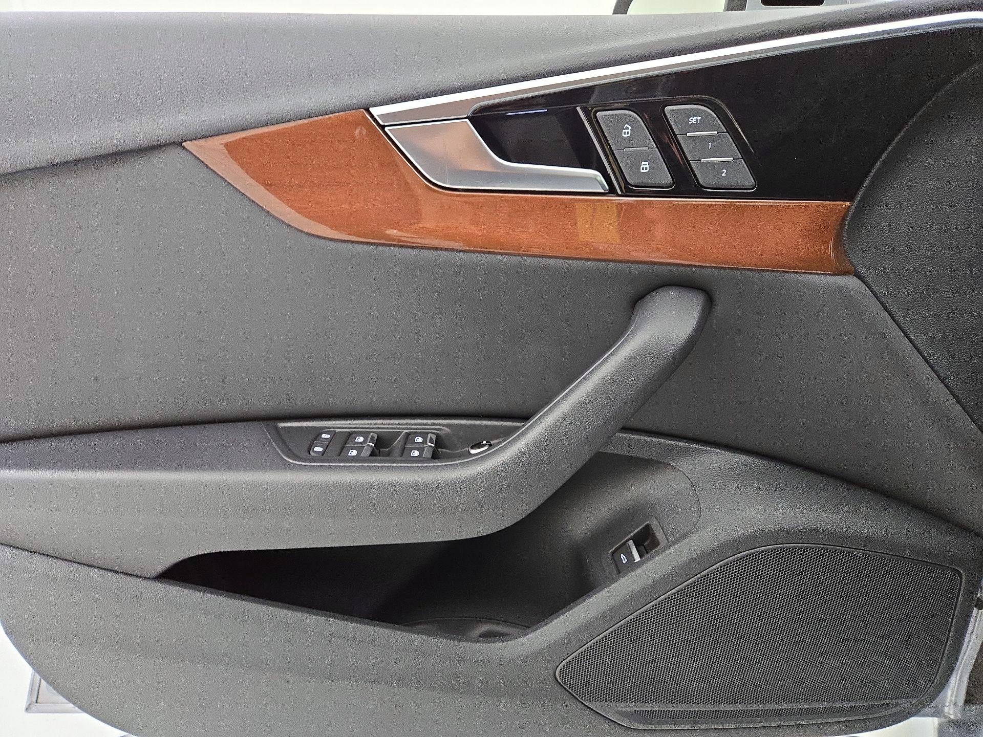 Thumbnail: 2023 Audi A4 - 12