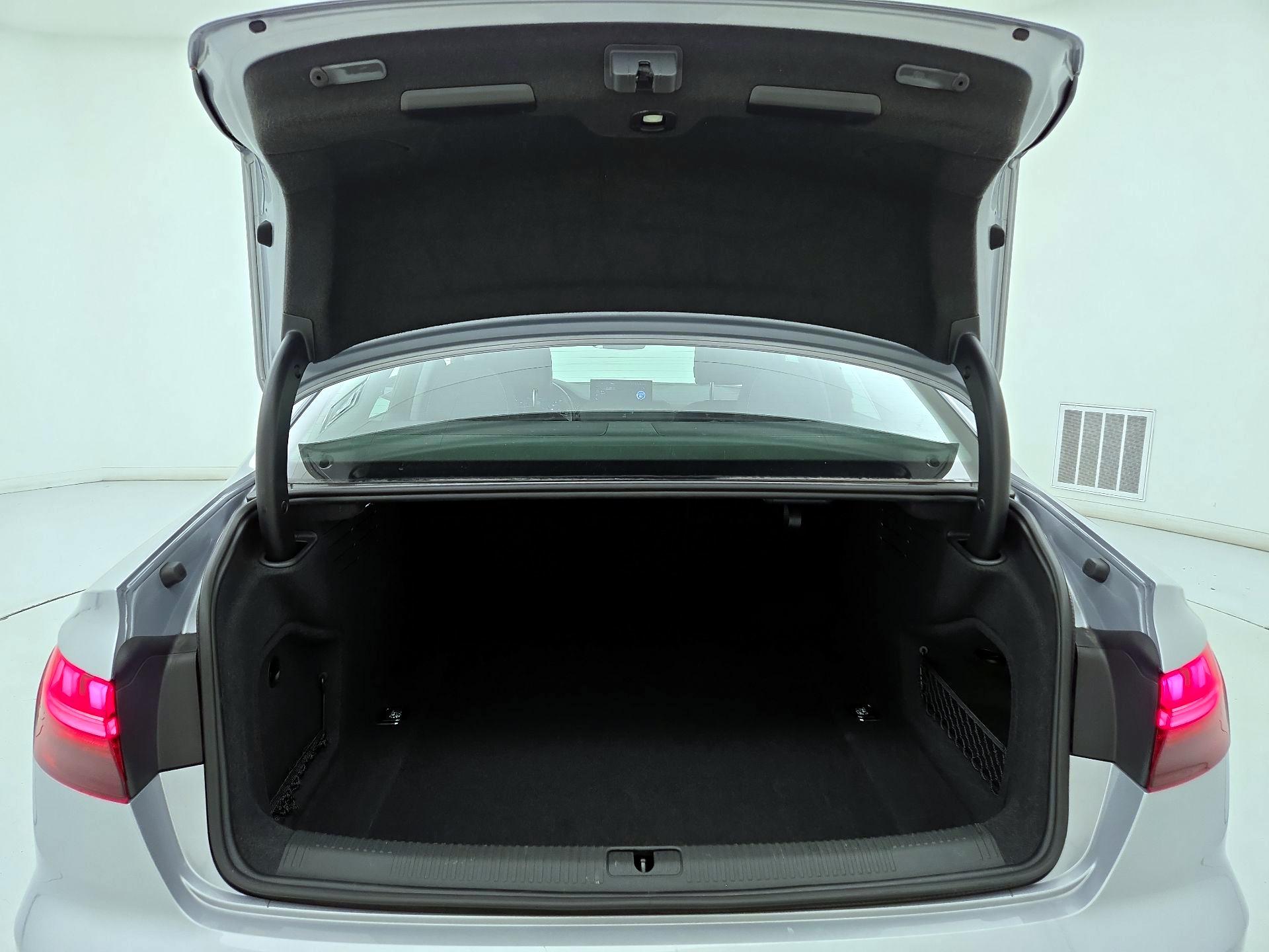 Thumbnail: 2023 Audi A4 - 20