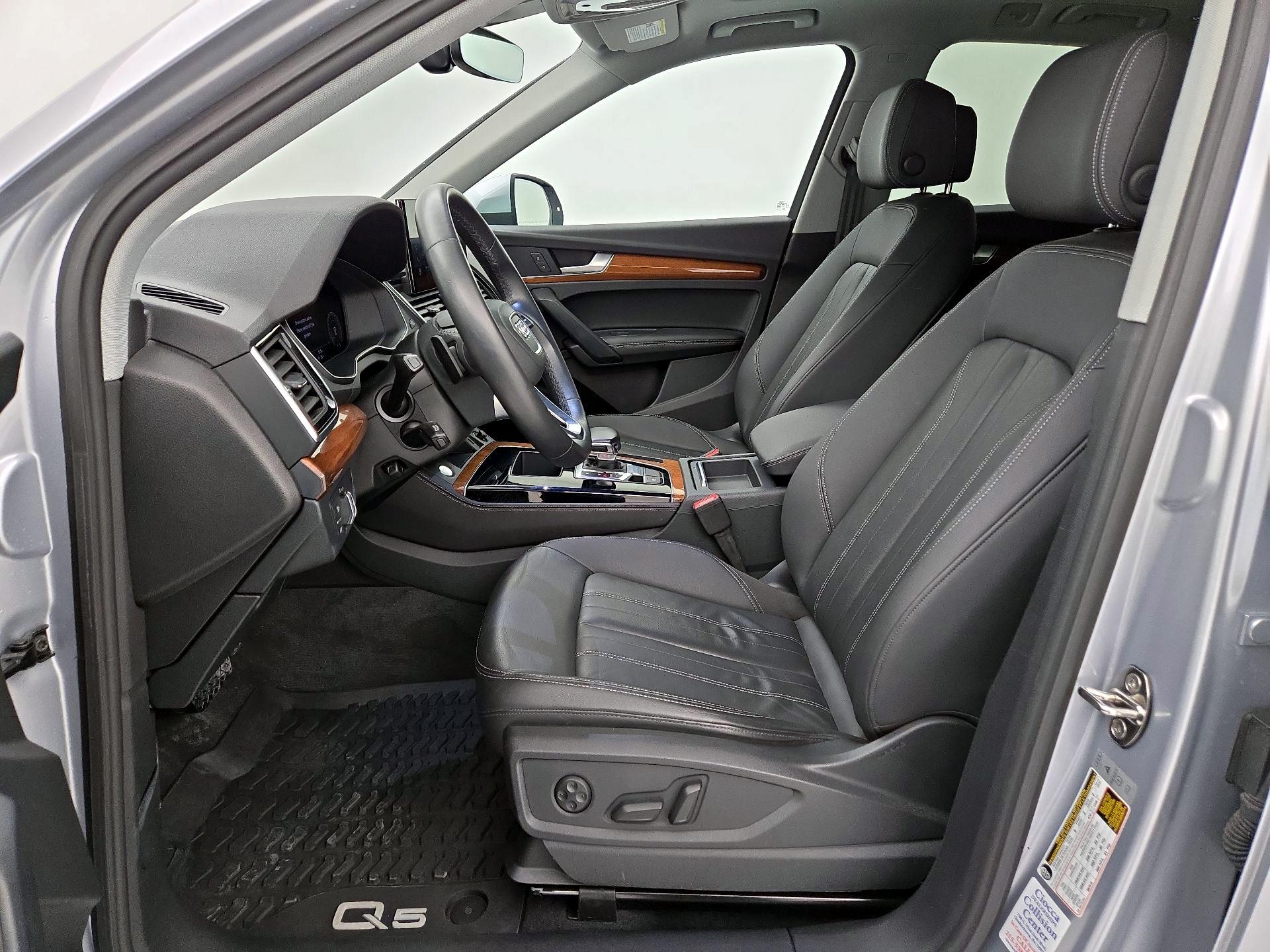 Thumbnail: 2022 Audi Q5 - 11