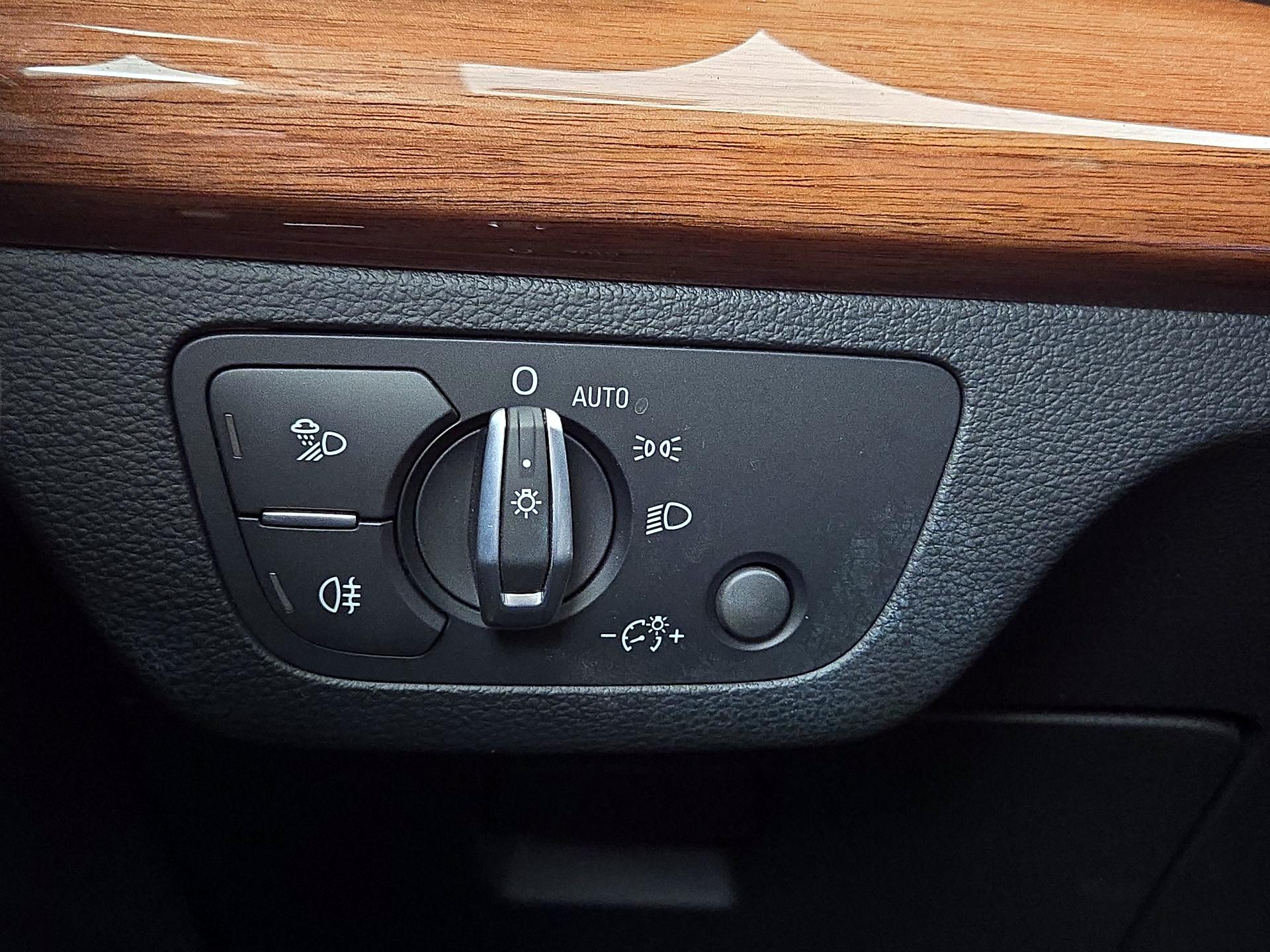 Thumbnail: 2022 Audi Q5 - 13