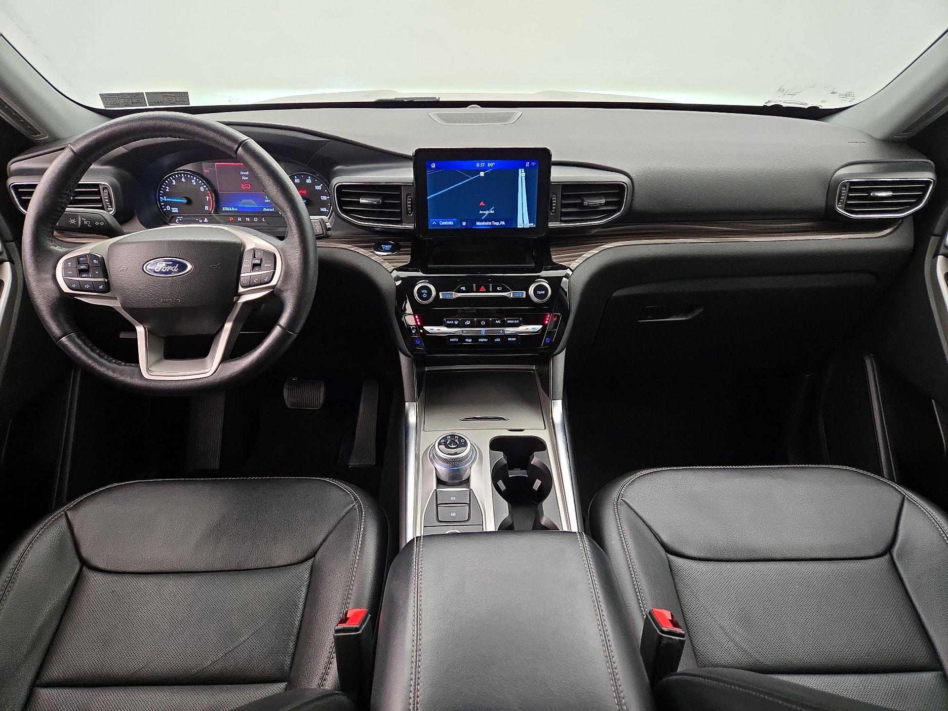 Thumbnail: 2023 Ford Explorer - 9