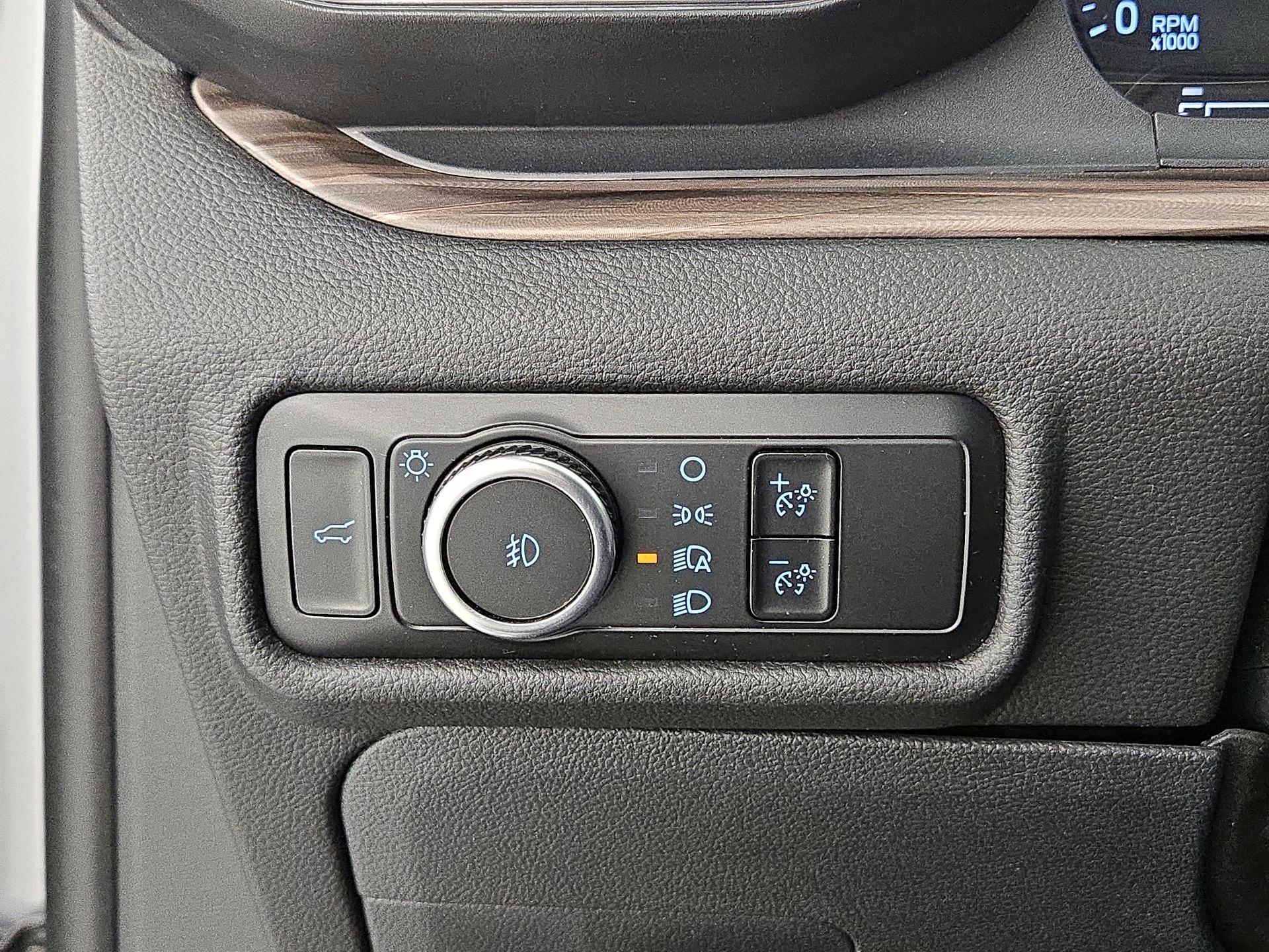 Thumbnail: 2023 Ford Explorer - 13