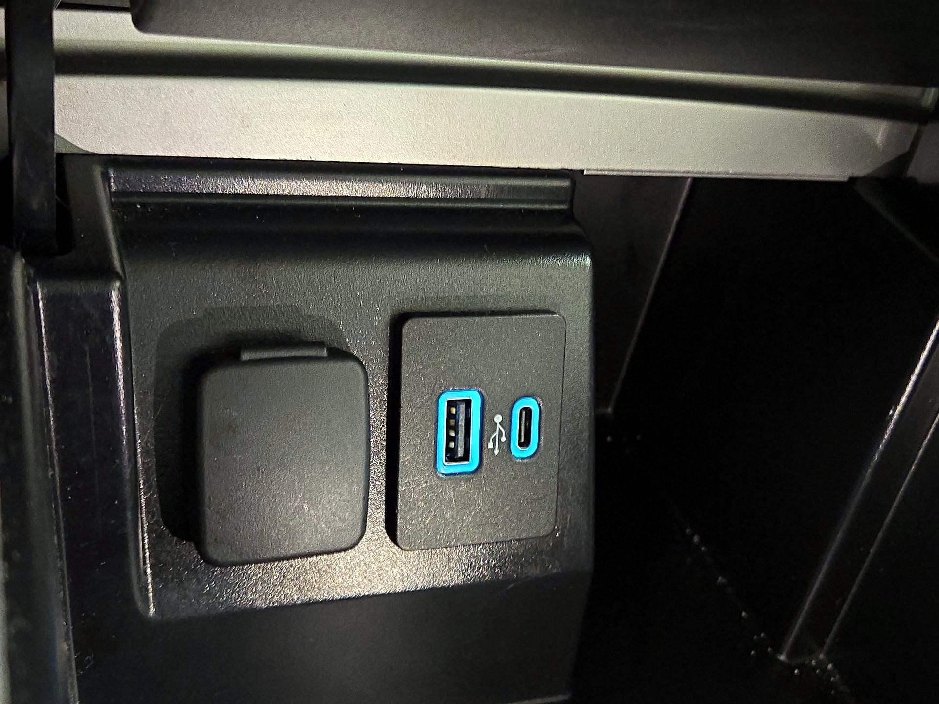 Thumbnail: 2024 Ford Explorer - 17