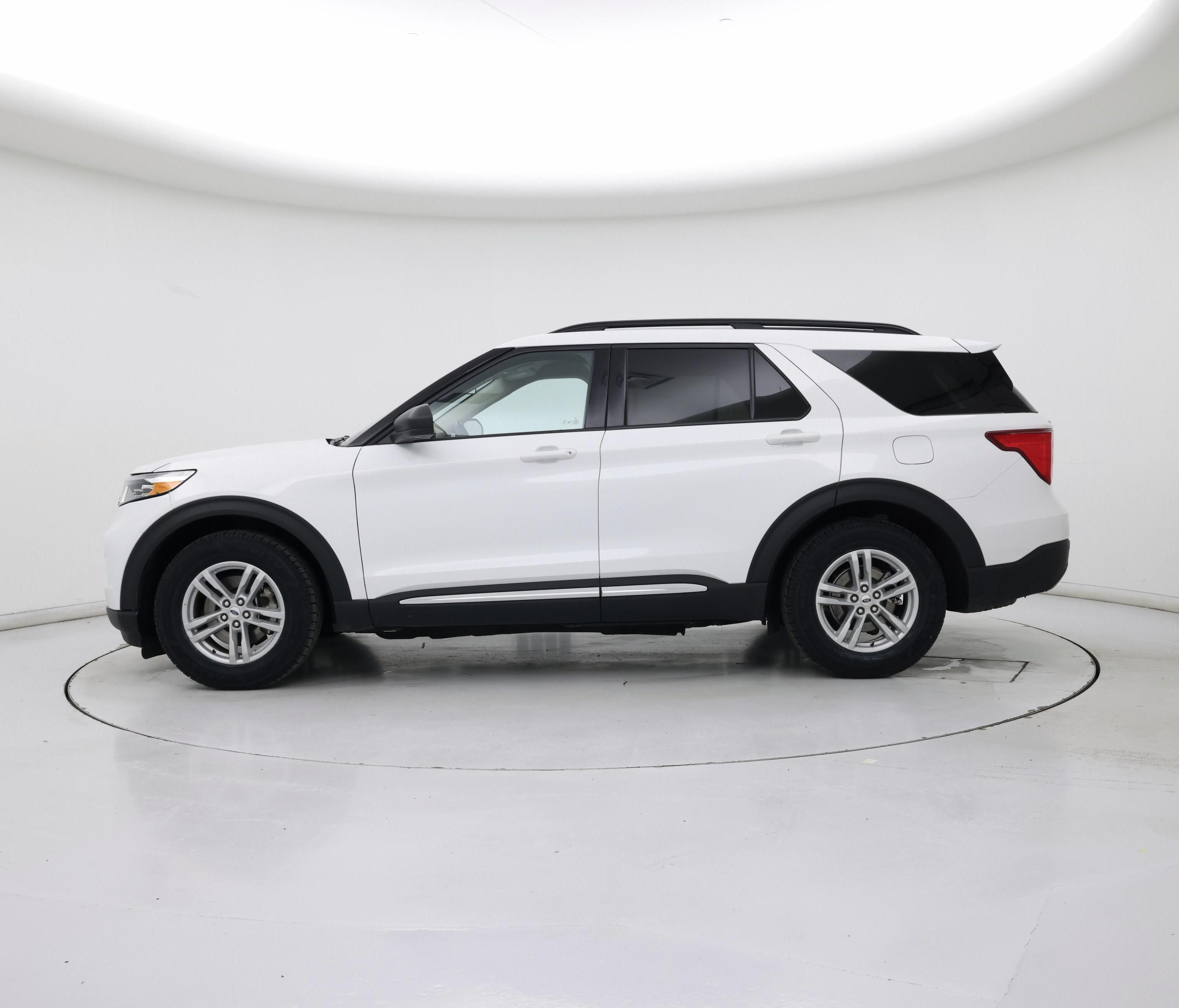 Thumbnail: 2024 Ford Explorer - 3