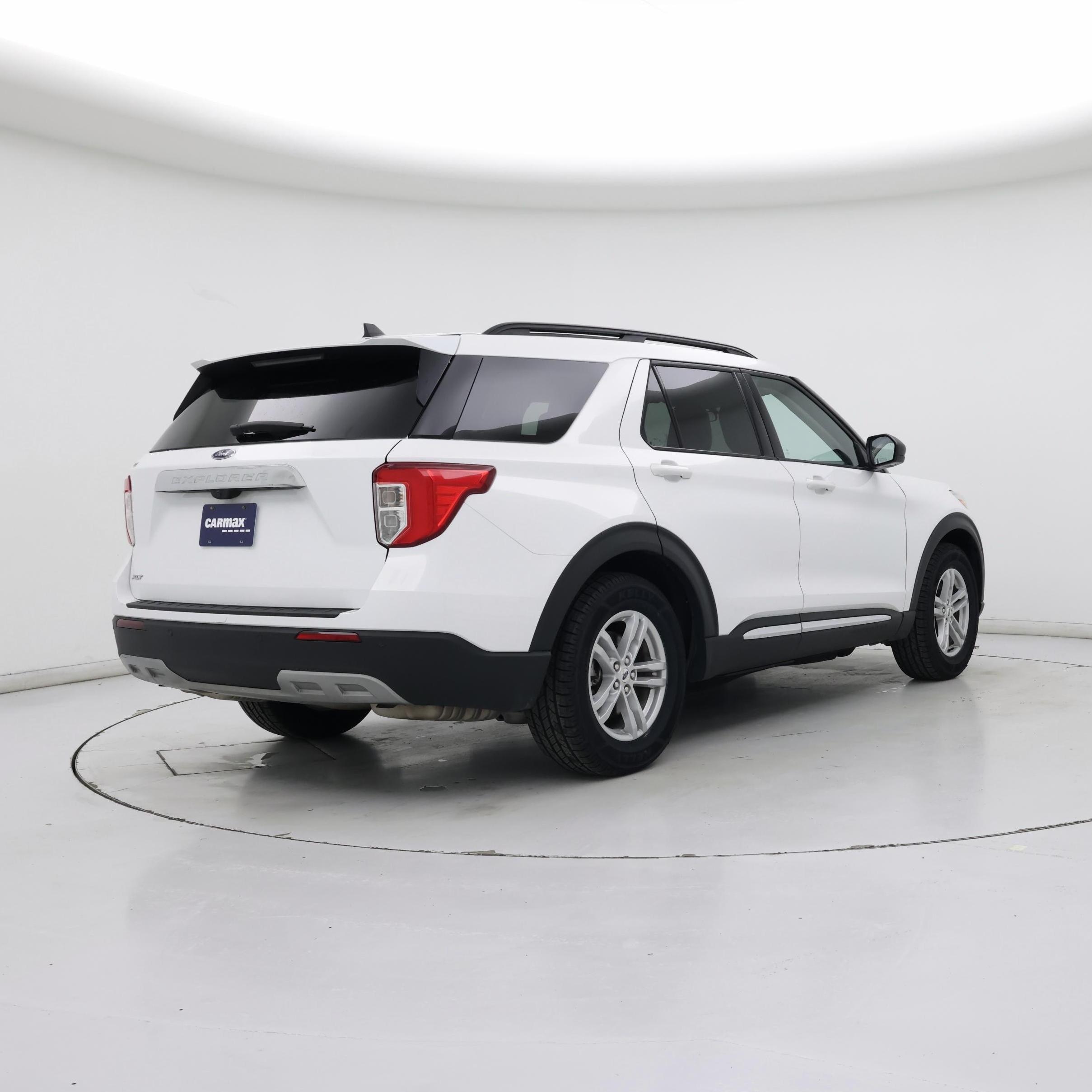 Thumbnail: 2024 Ford Explorer - 8