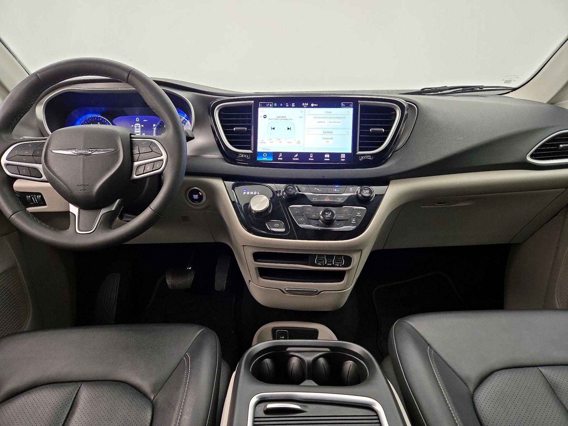 Thumbnail: 2024 Chrysler Pacifica - 9