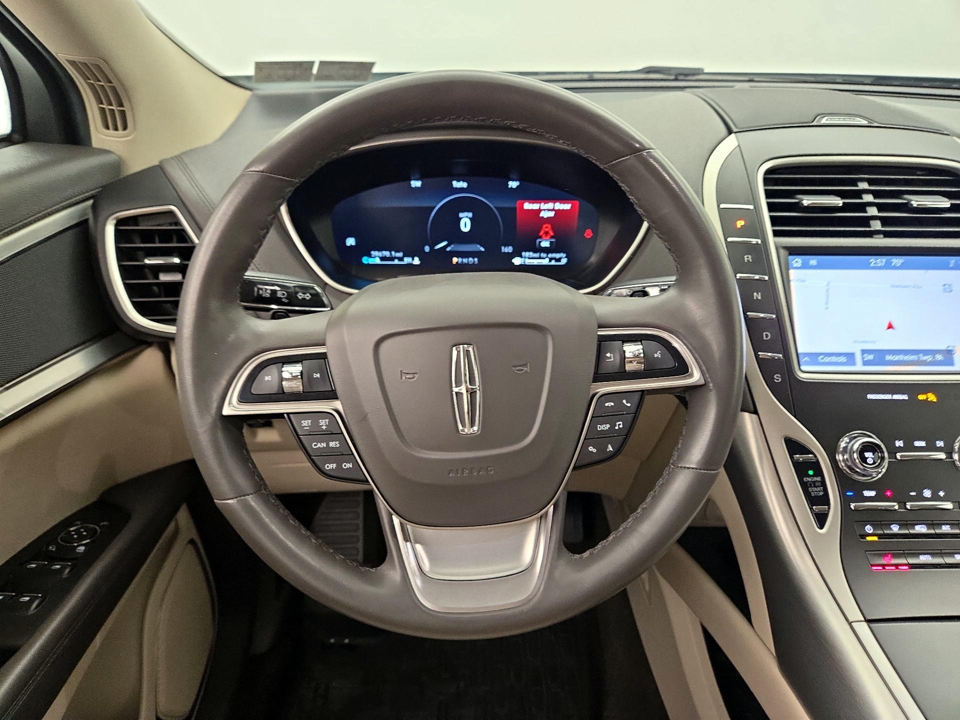 Thumbnail: 2020 Lincoln Nautilus - 10