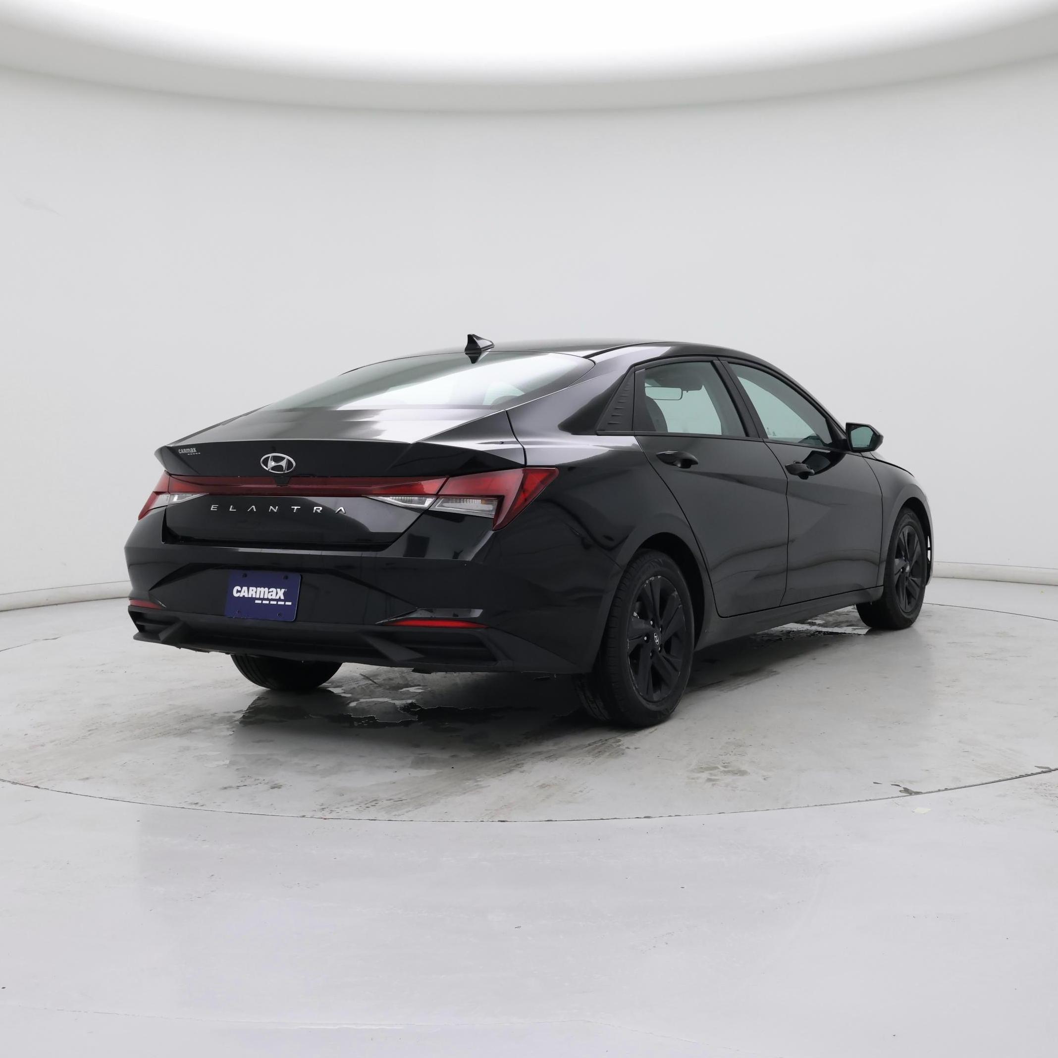 Thumbnail: 2022 Hyundai Elantra - 8