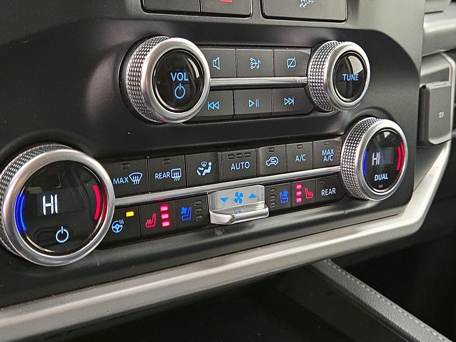 Thumbnail: 2024 Ford Expedition - 17