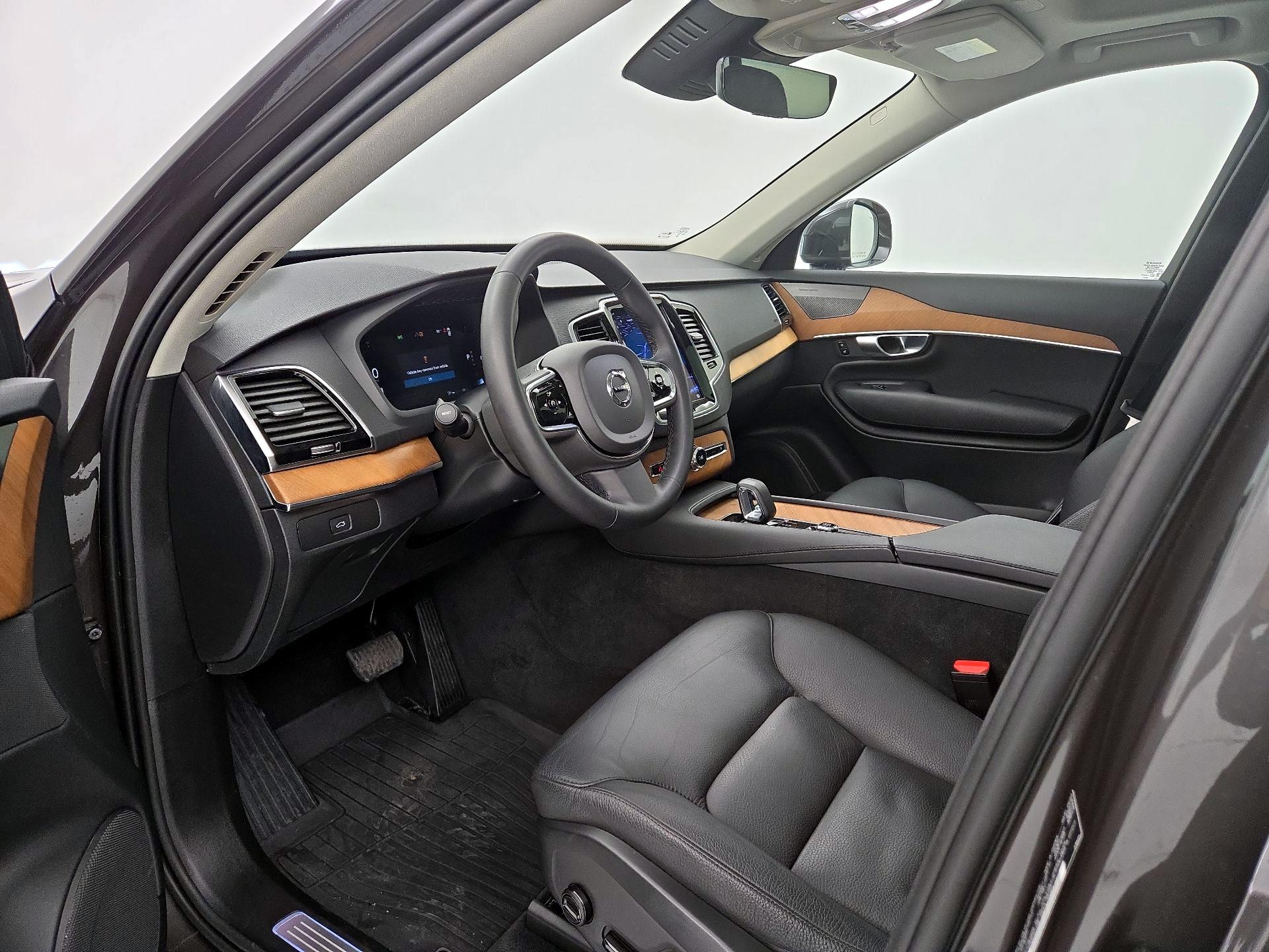 Thumbnail: 2023 Volvo XC90 - 11