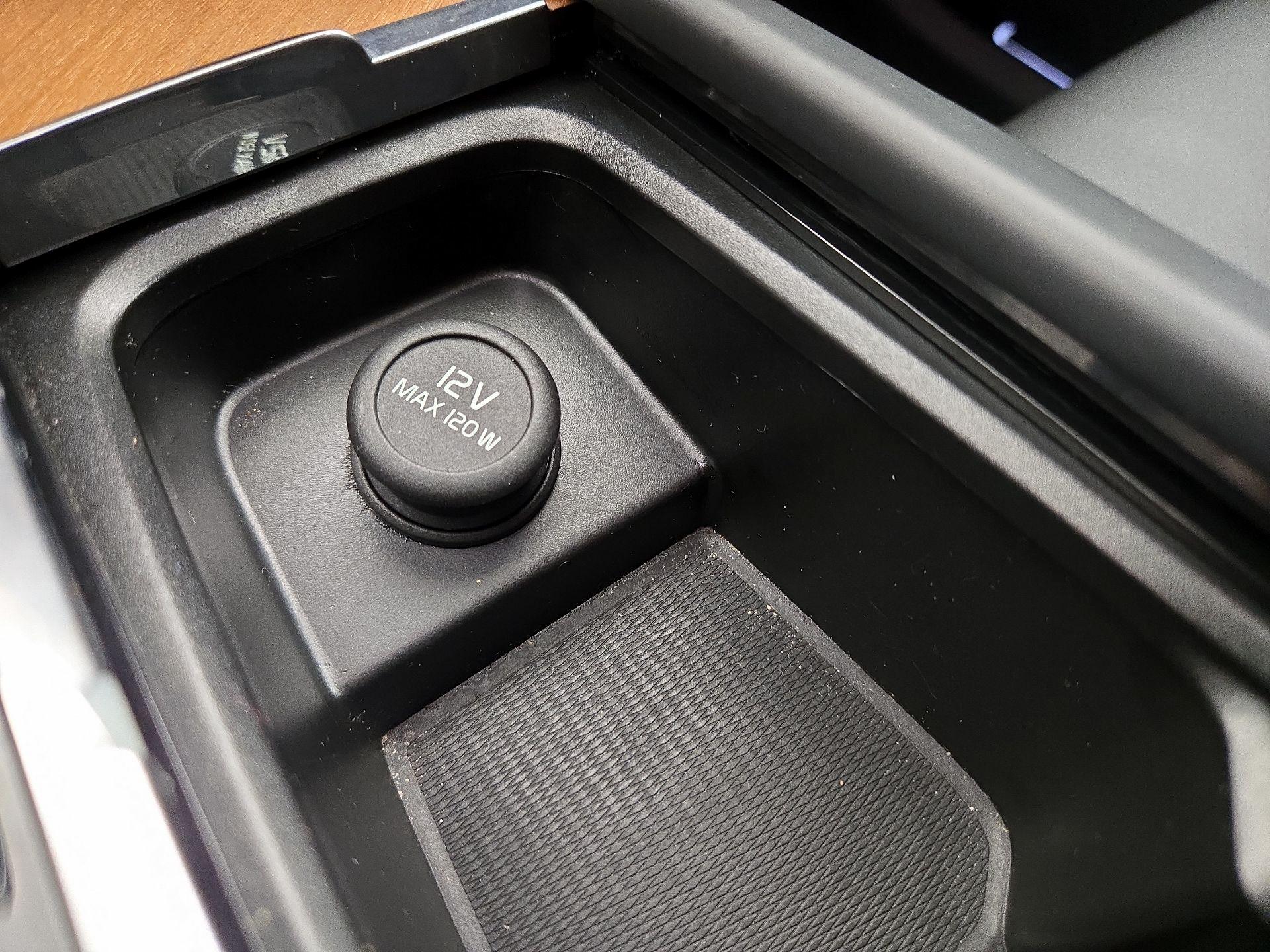 Thumbnail: 2023 Volvo XC90 - 19