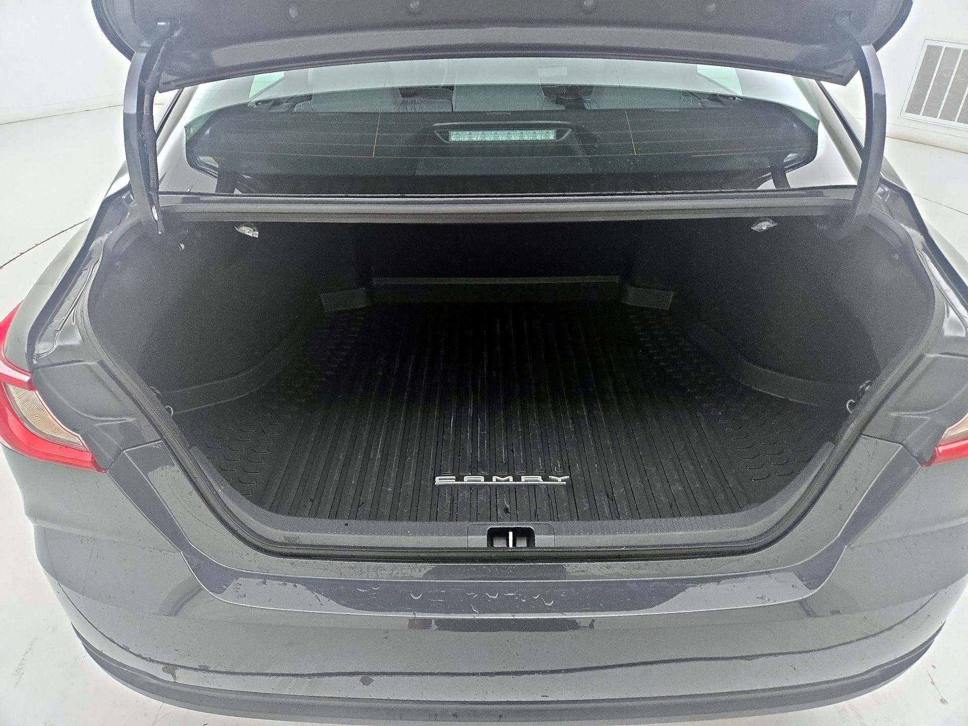 Thumbnail: 2026 Toyota Camry - 20