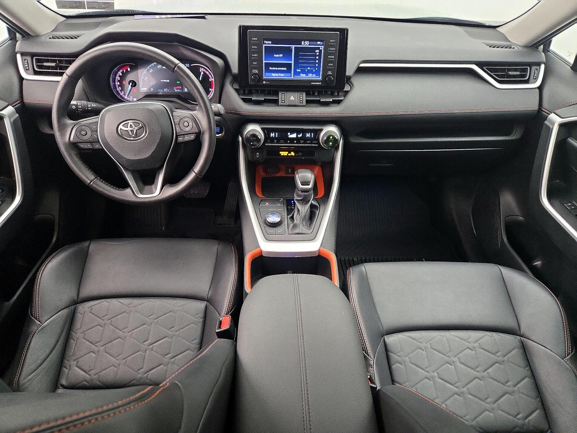 Thumbnail: 2022 Toyota RAV4 - 9