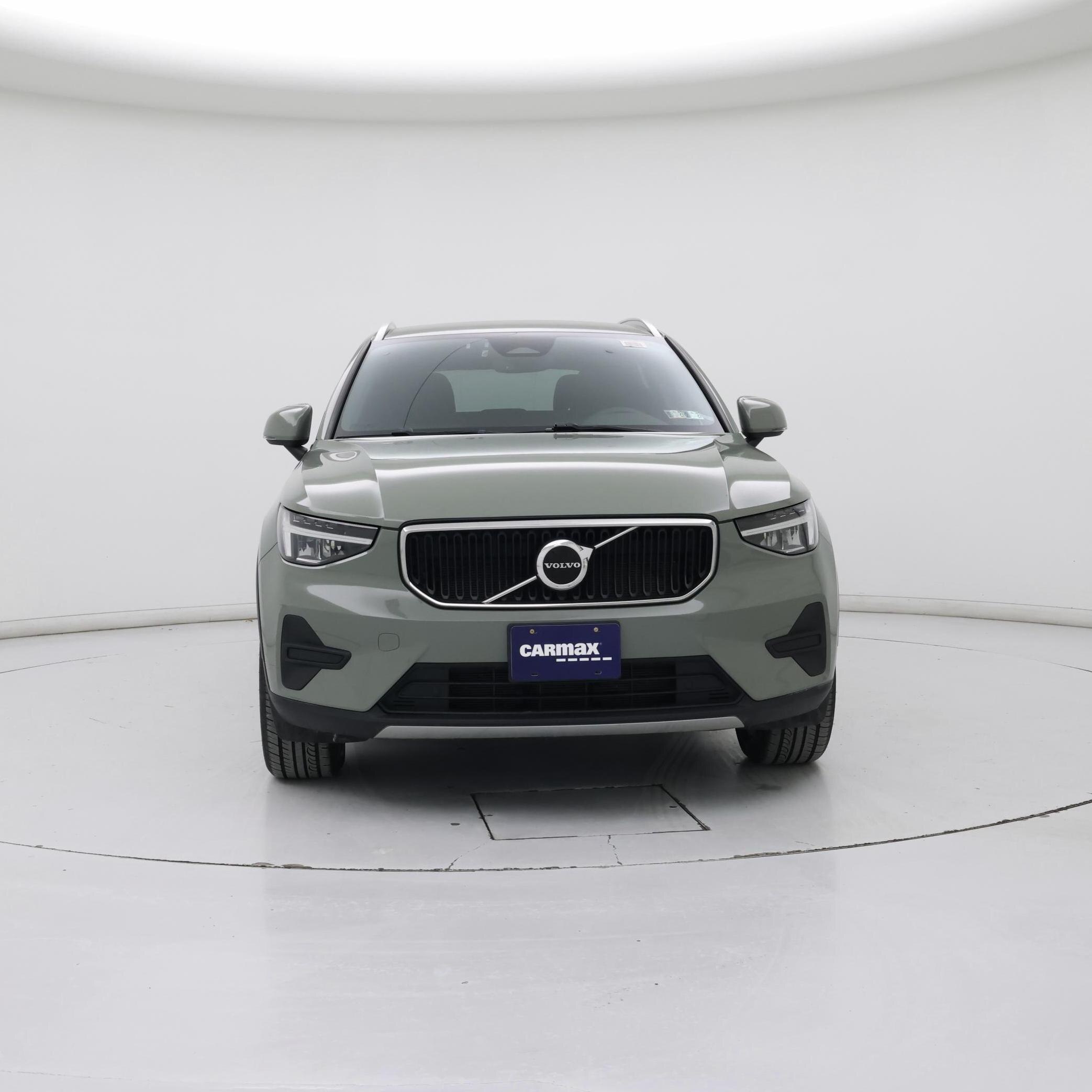 Thumbnail: 2023 Volvo XC40 - 5