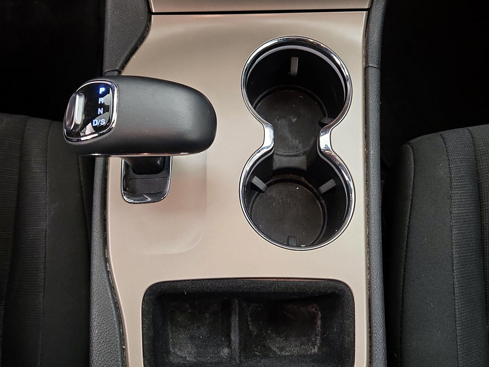 Thumbnail: 2014 Jeep Grand Cherokee - 16