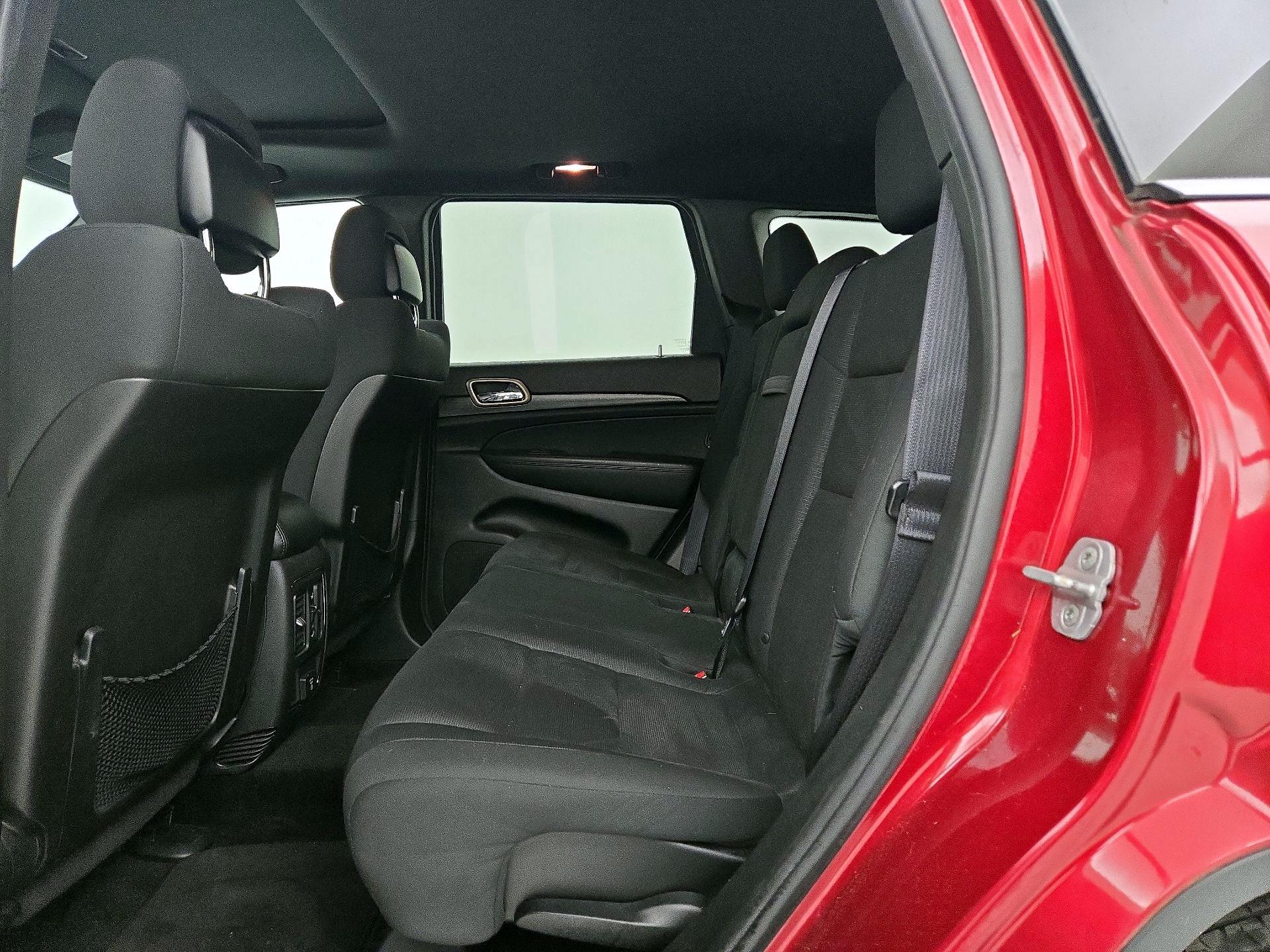 Thumbnail: 2014 Jeep Grand Cherokee - 19