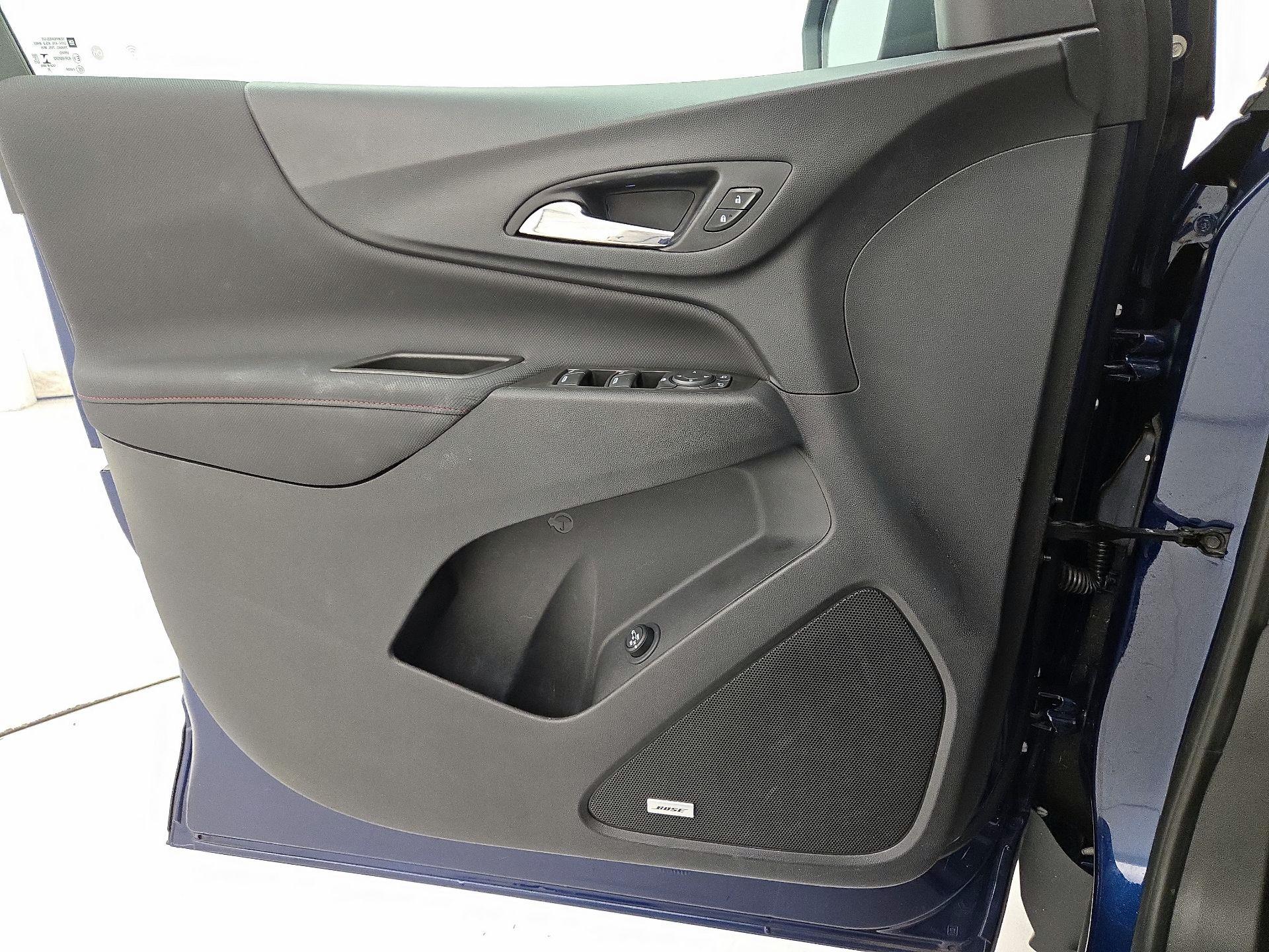 Thumbnail: 2022 Chevrolet Equinox - 12