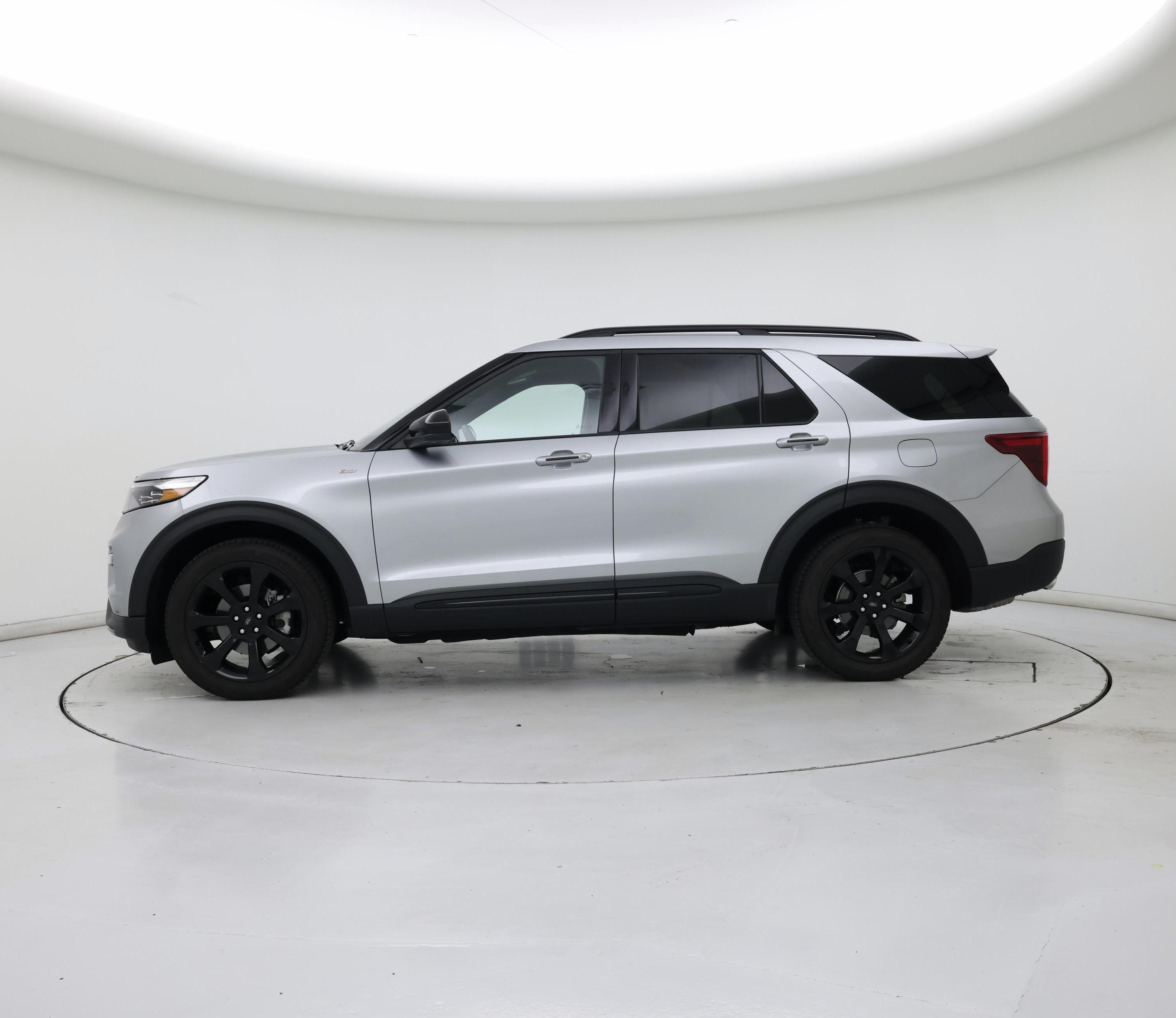 Thumbnail: 2024 Ford Explorer - 3