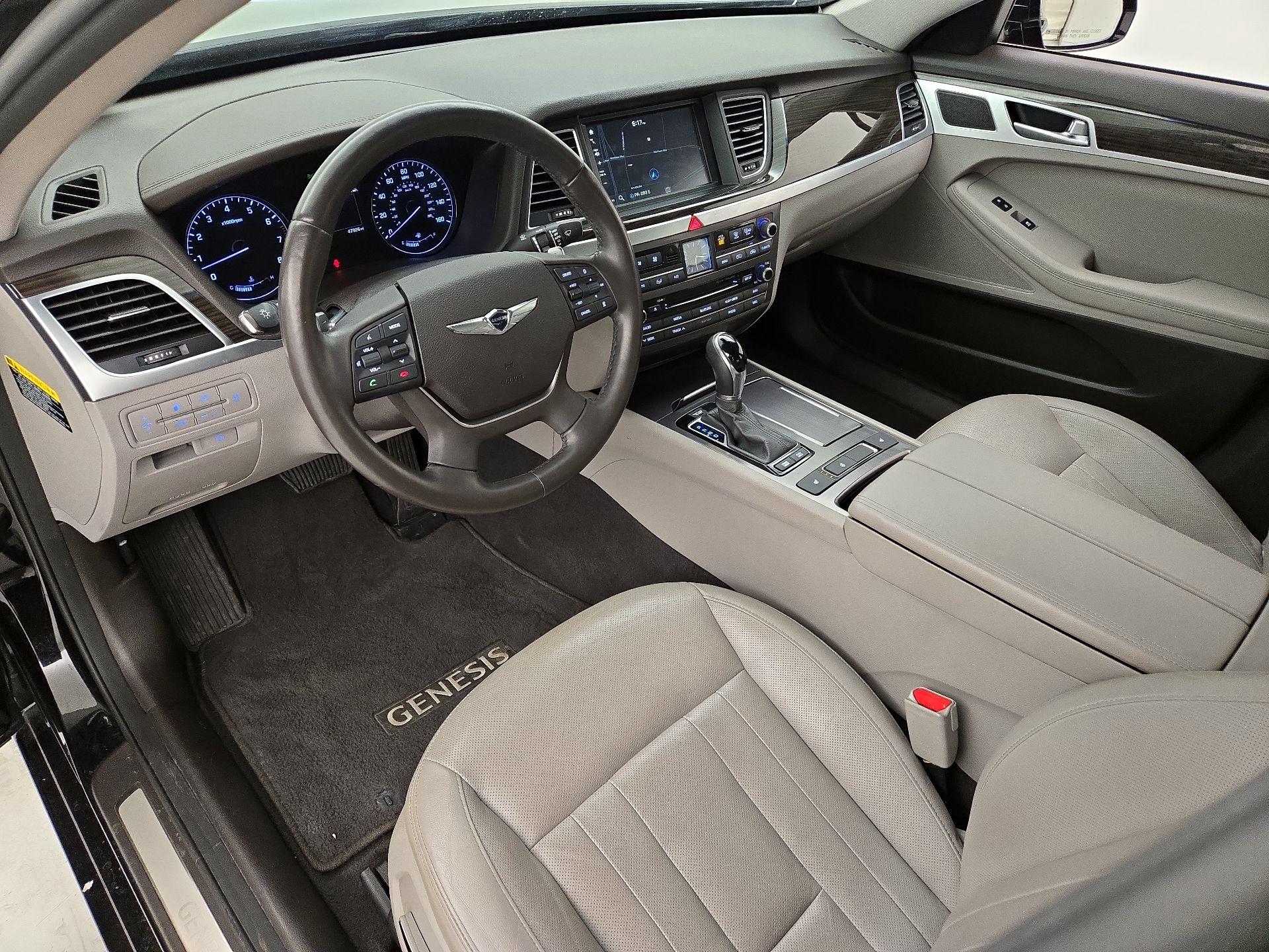 Thumbnail: 2017 Genesis G80 - 11