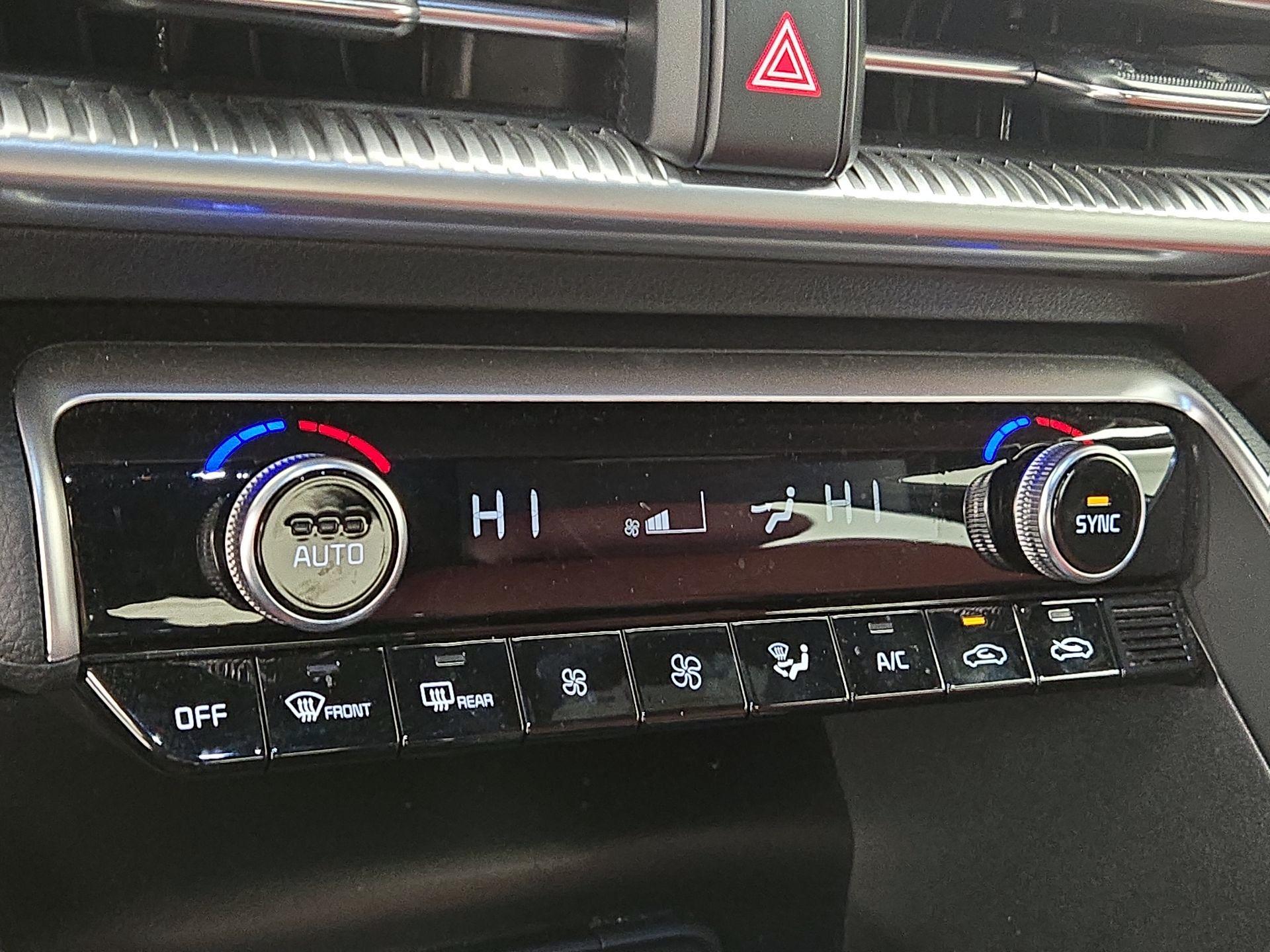 Thumbnail: 2023 Kia K5 - 16