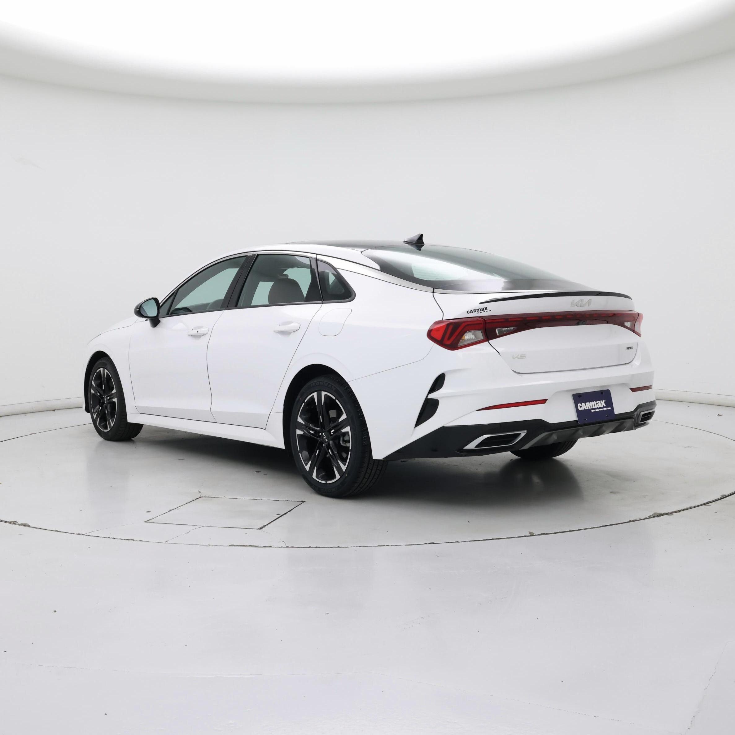 Thumbnail: 2023 Kia K5 - 2