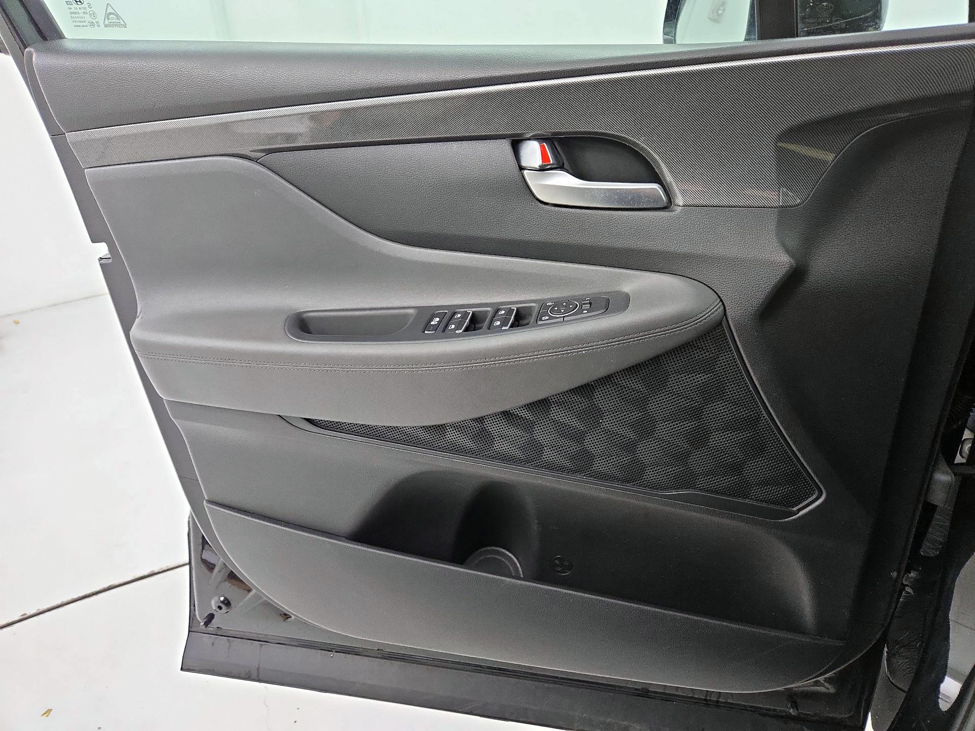 Thumbnail: 2023 Hyundai Santa Fe - 12