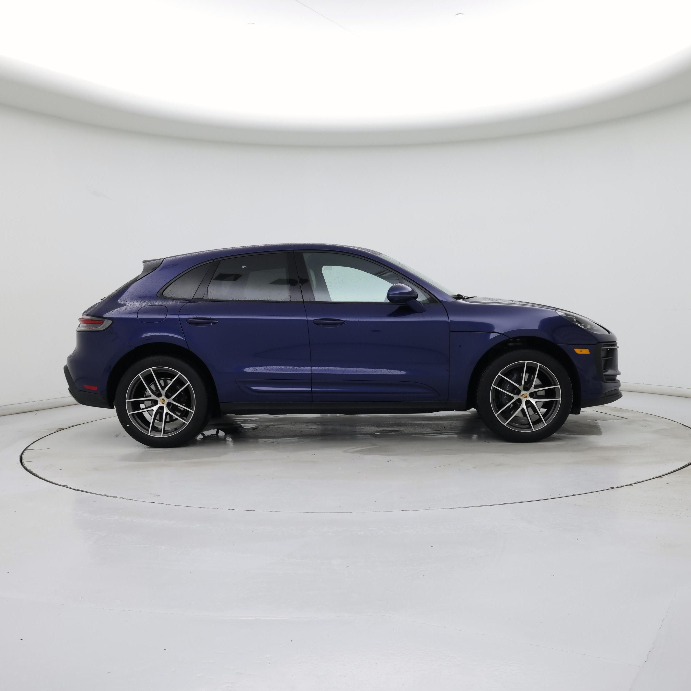 Thumbnail: 2023 Porsche Macan - 7