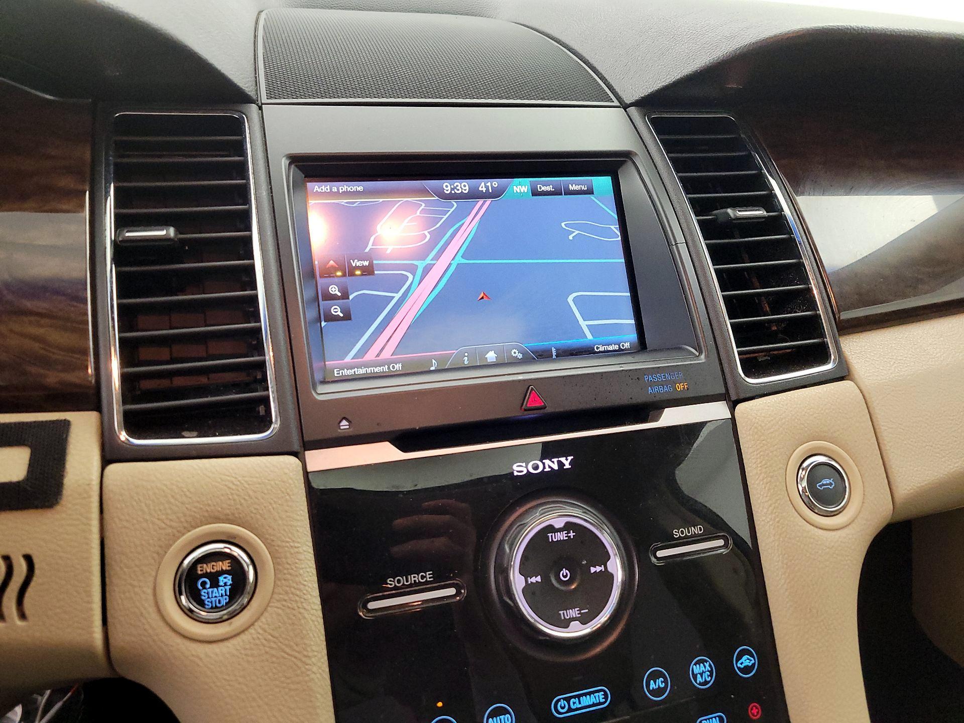 Thumbnail: 2015 Ford Taurus - 14