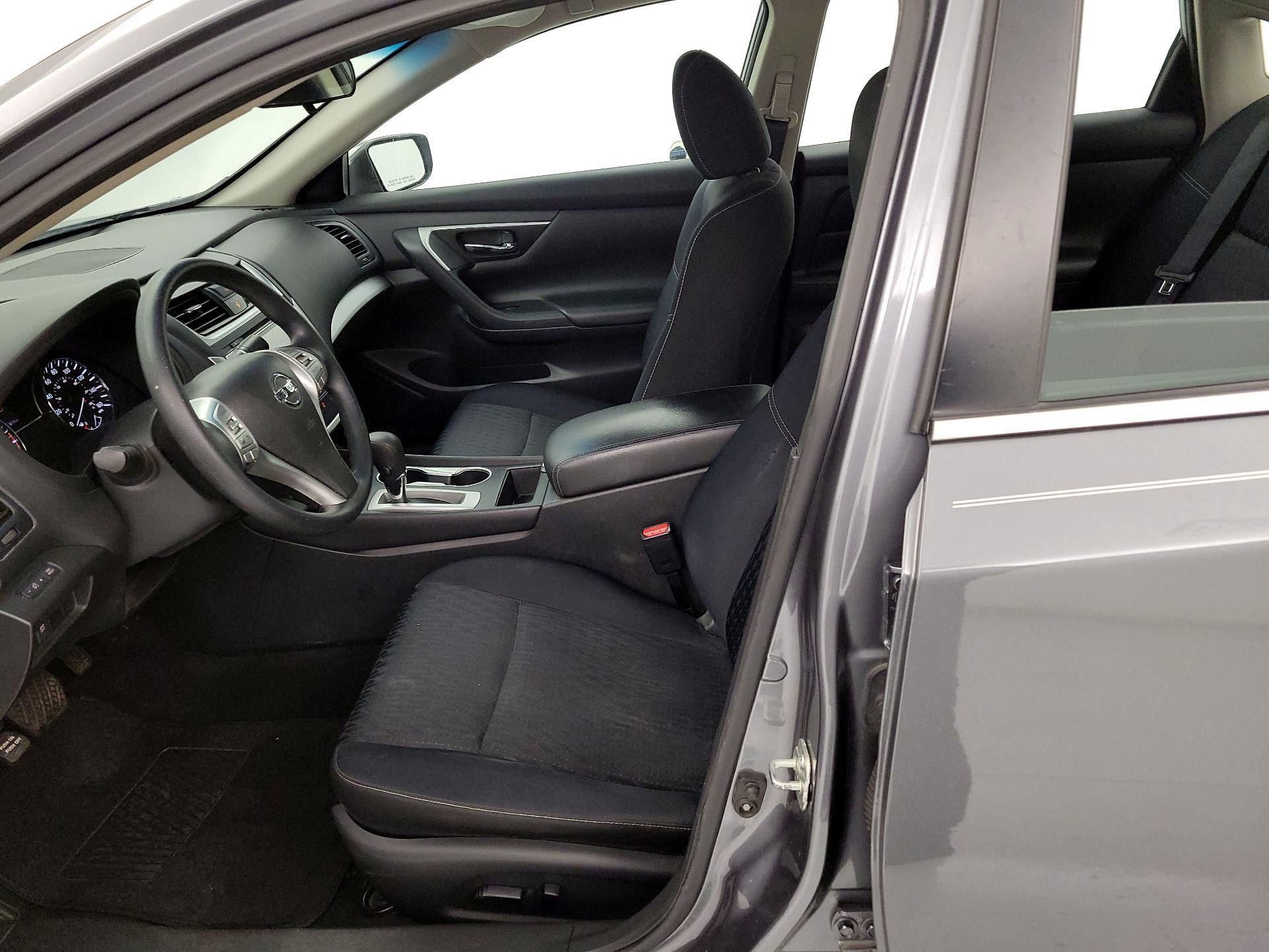 Thumbnail: 2018 Nissan Altima - 11