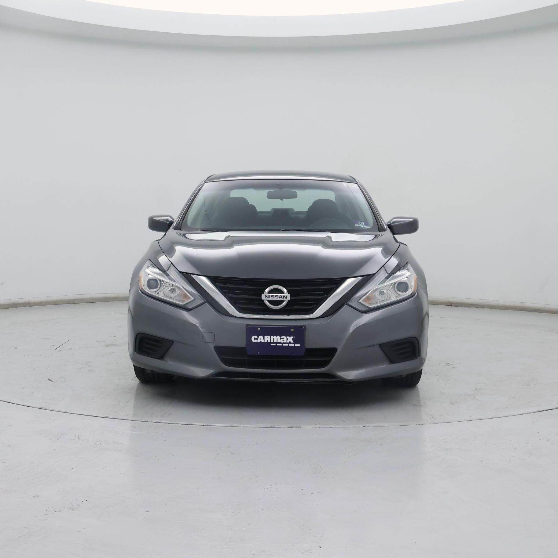 Thumbnail: 2018 Nissan Altima - 5