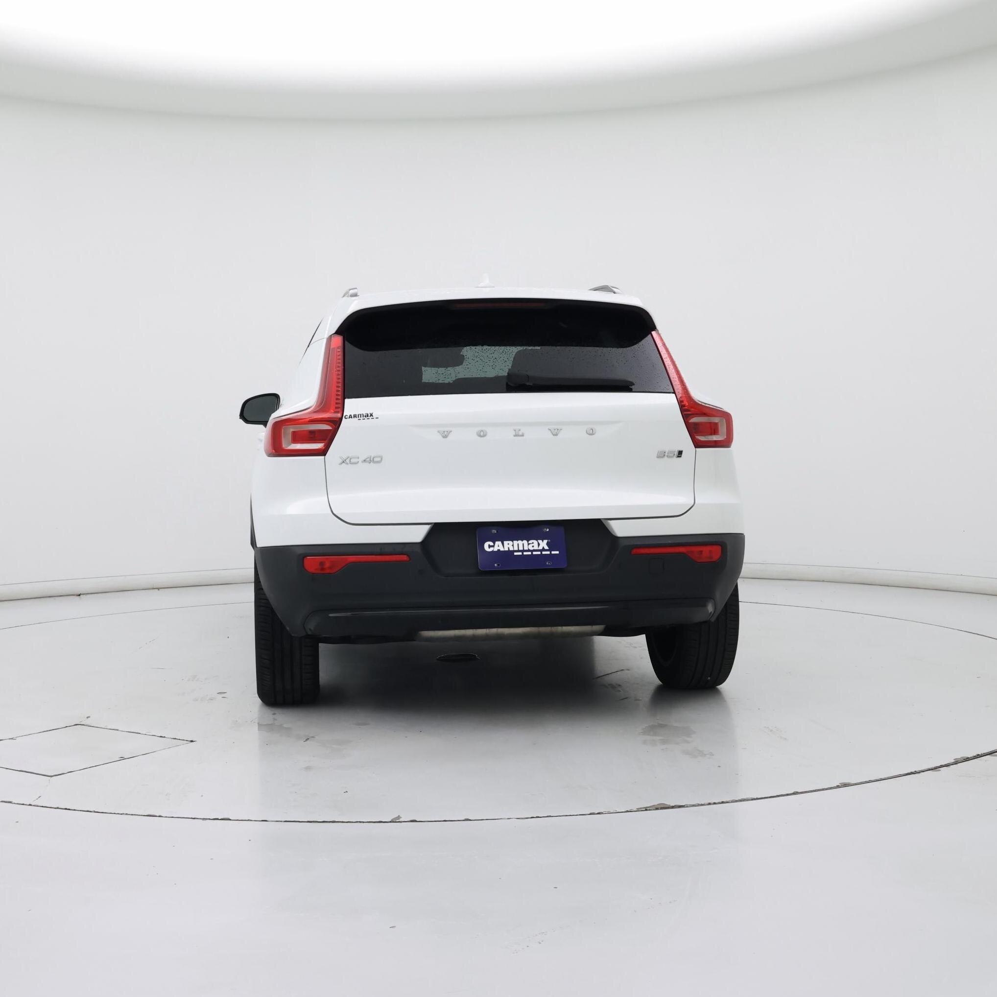 Thumbnail: 2023 Volvo XC40 - 6