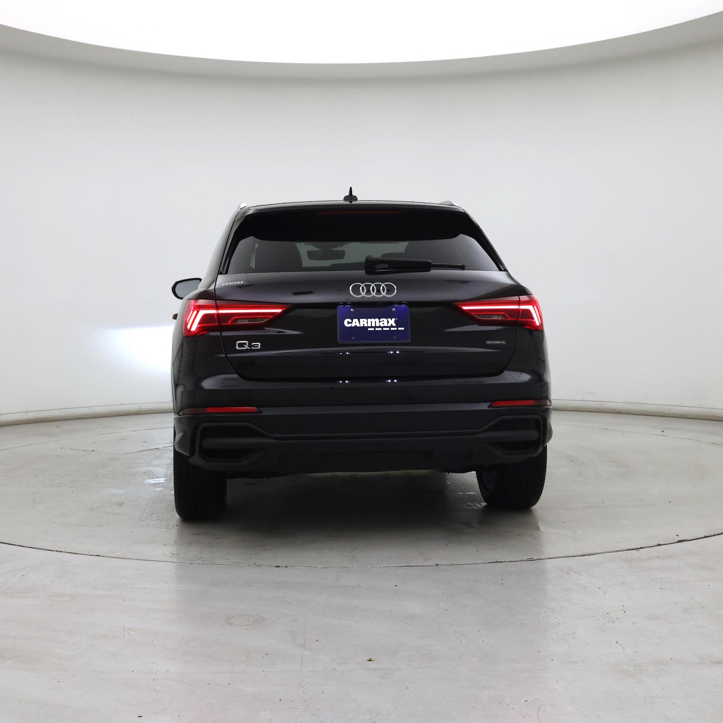 Thumbnail: 2024 Audi Q3 - 6