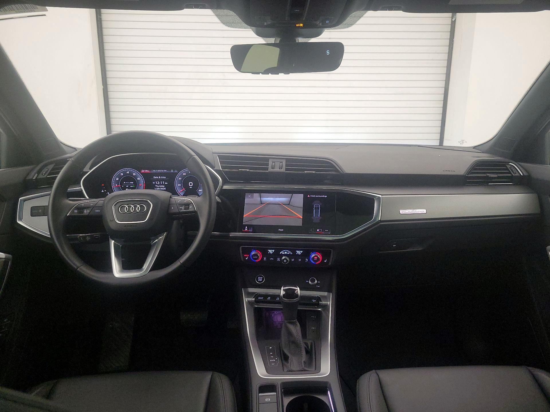 Thumbnail: 2024 Audi Q3 - 9