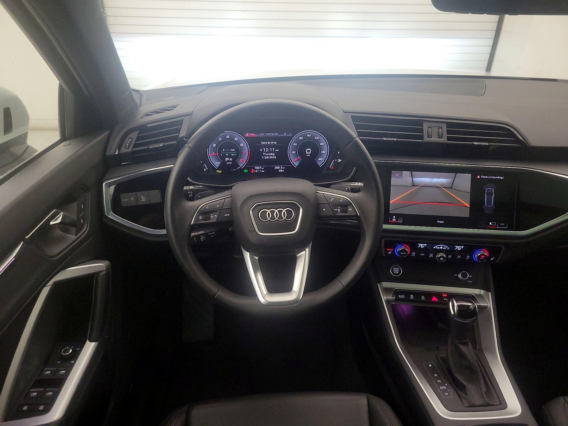 Thumbnail: 2024 Audi Q3 - 10