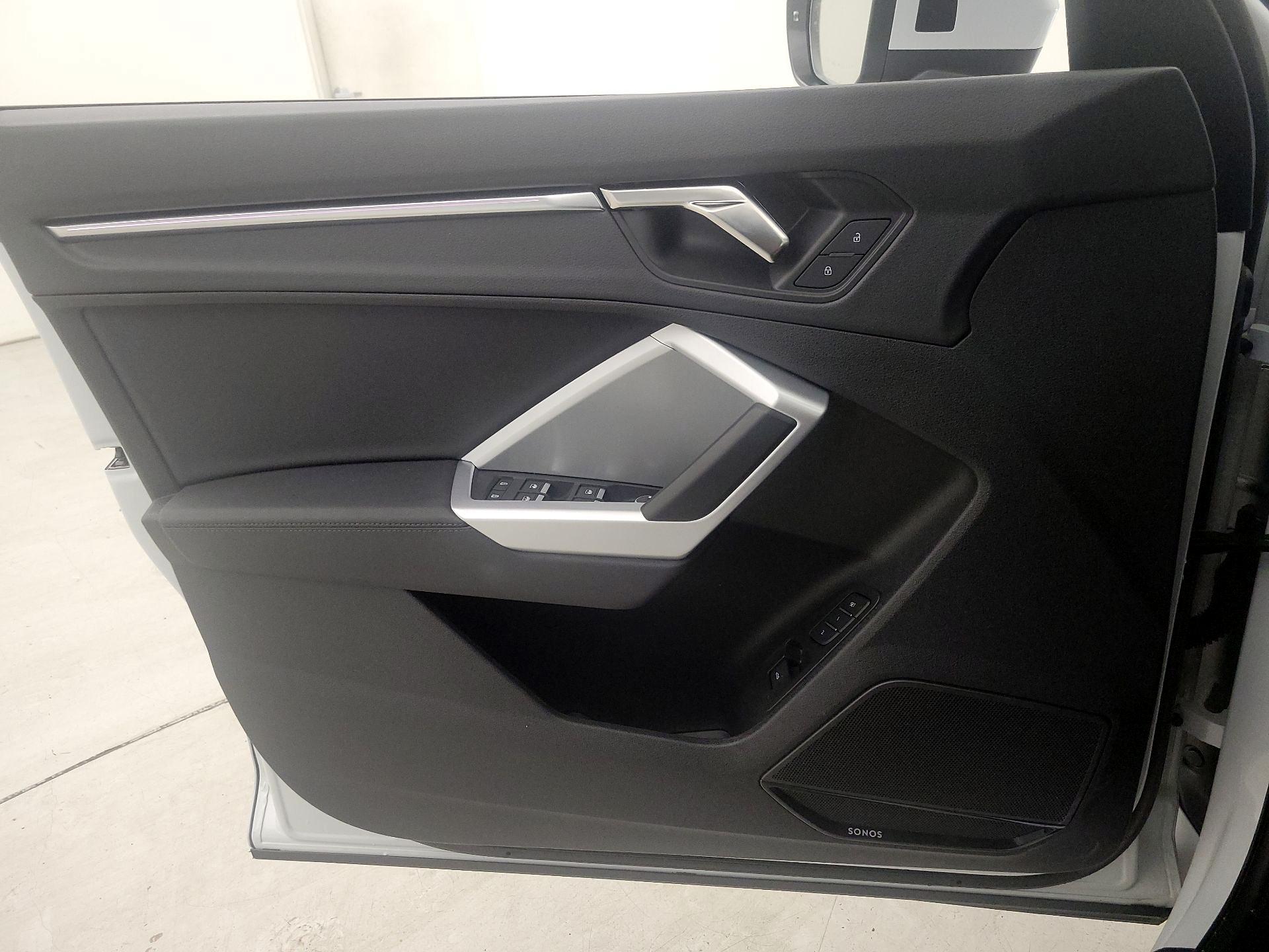 Thumbnail: 2024 Audi Q3 - 12