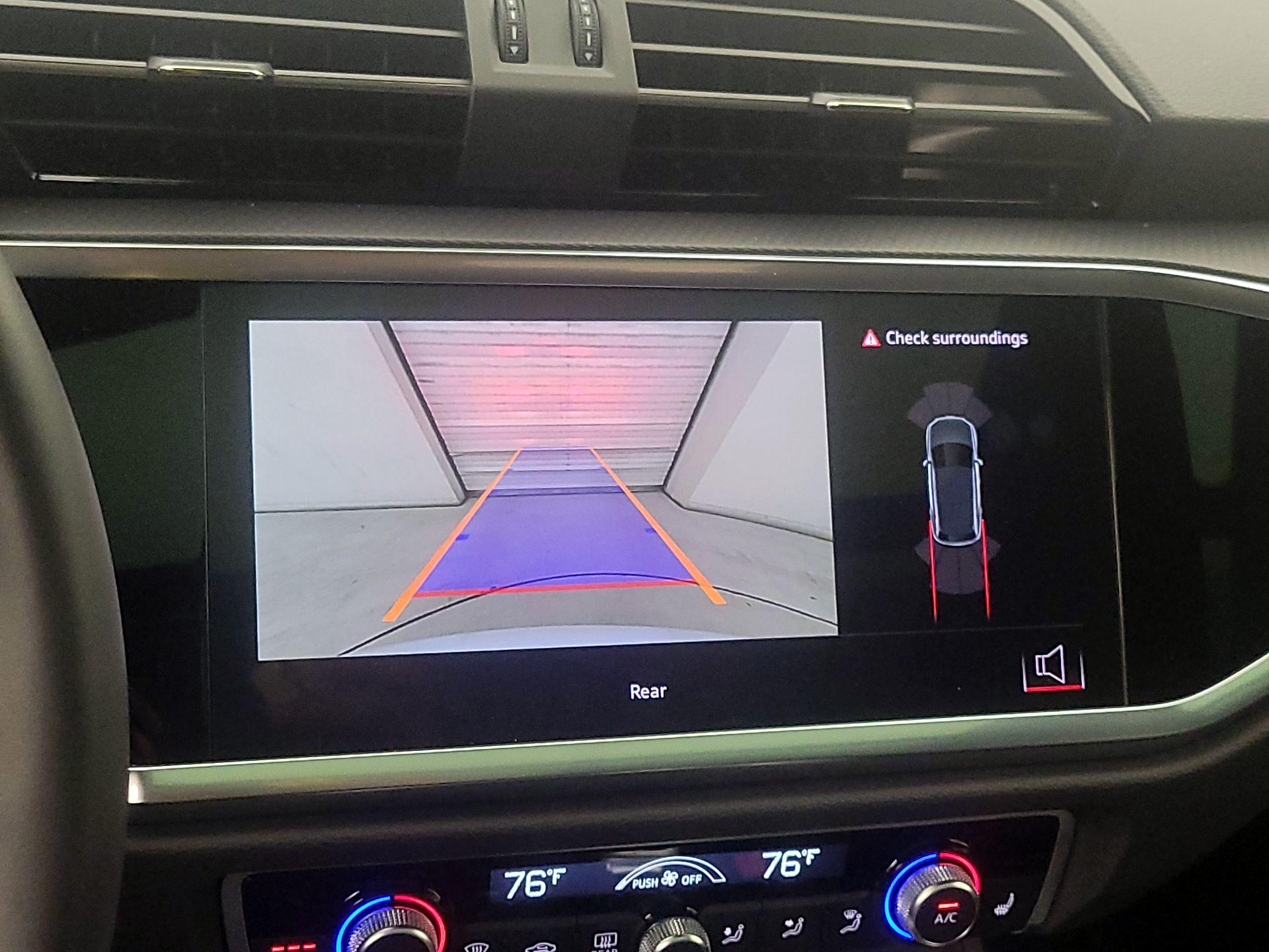 Thumbnail: 2024 Audi Q3 - 14