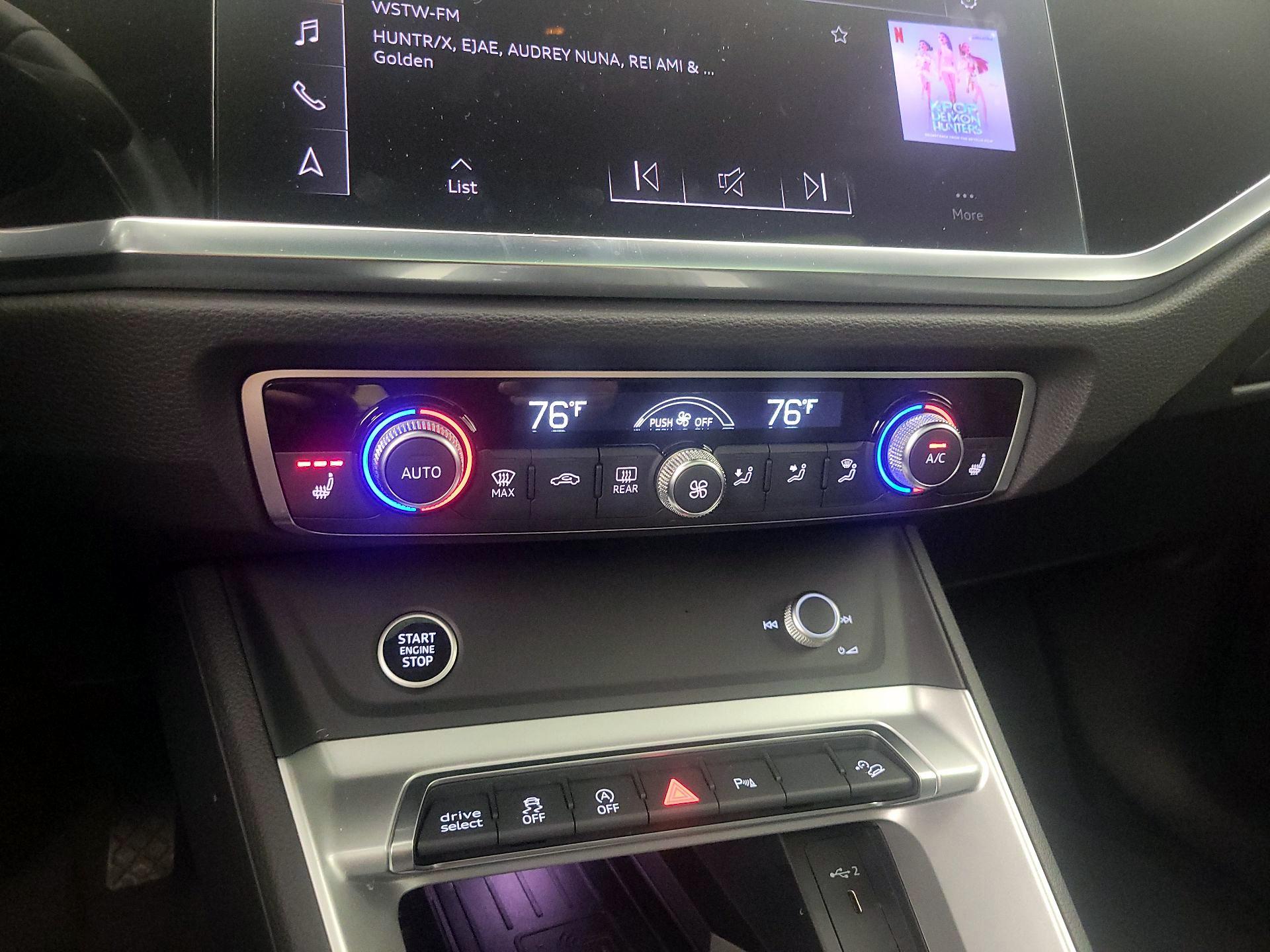 Thumbnail: 2024 Audi Q3 - 16