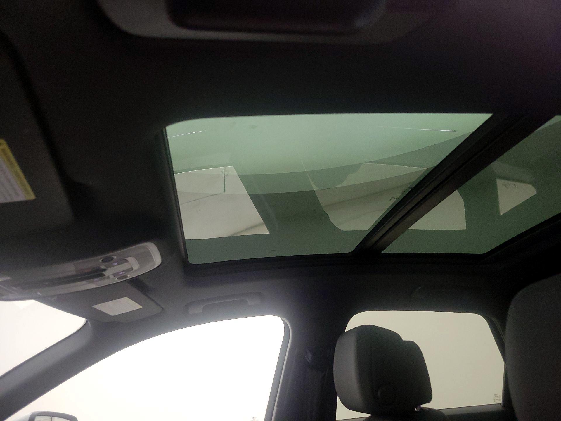 Thumbnail: 2024 Audi Q3 - 19