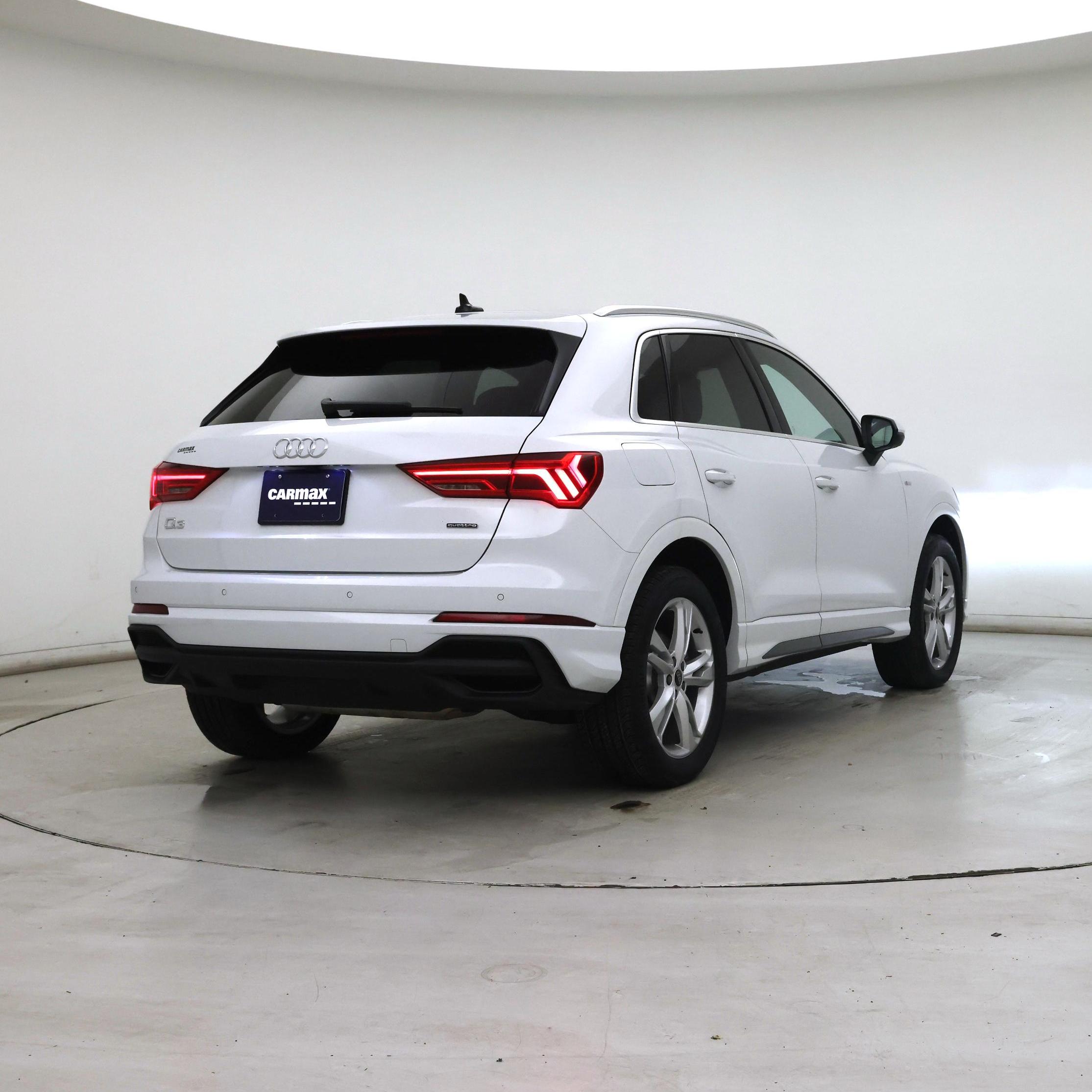 Thumbnail: 2024 Audi Q3 - 8